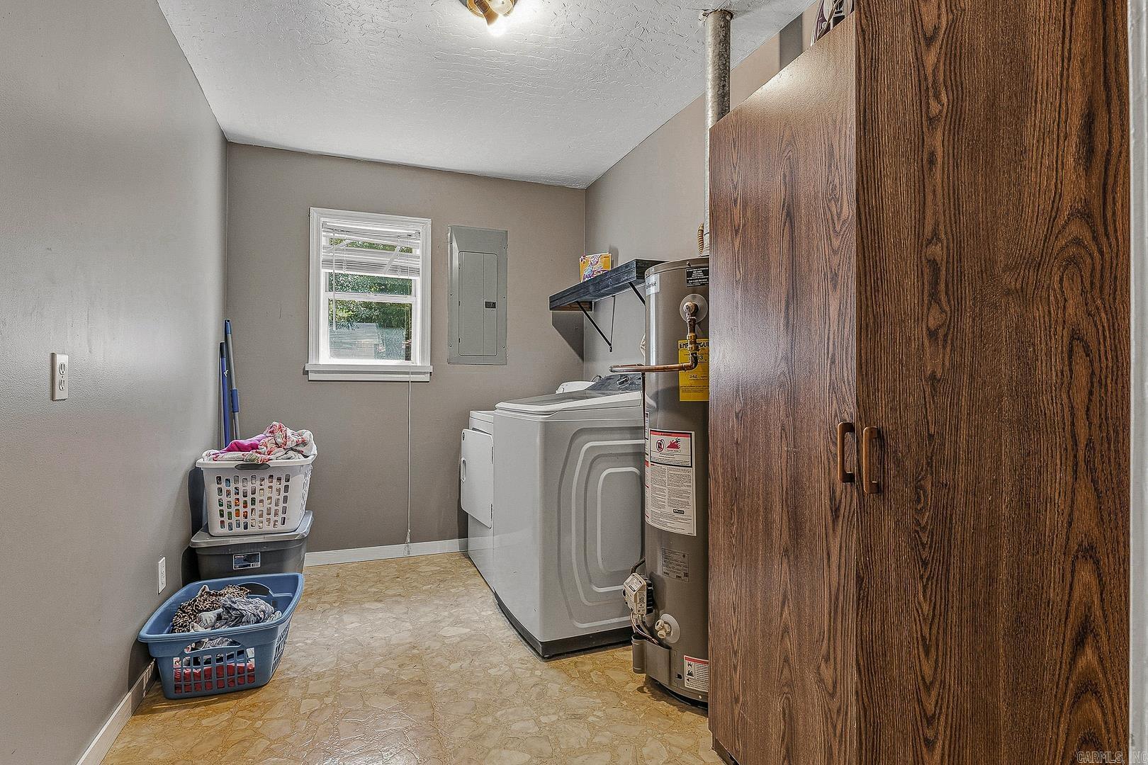 914 Roy Lee St Property Photo 16