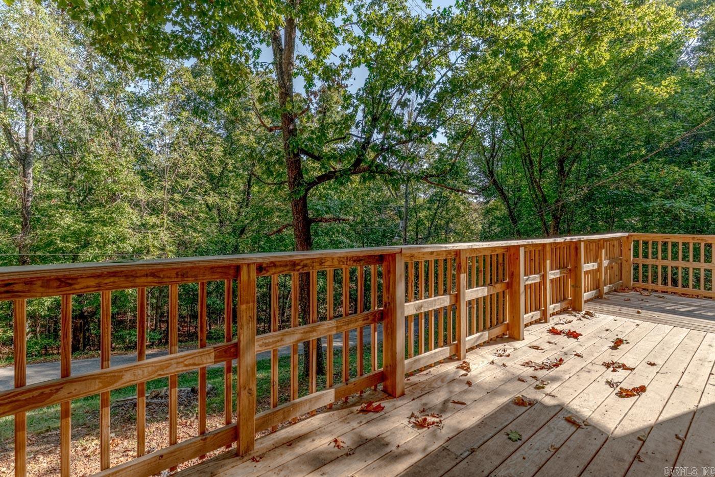 18 Chickasaw Dr Drive Property Photo 9