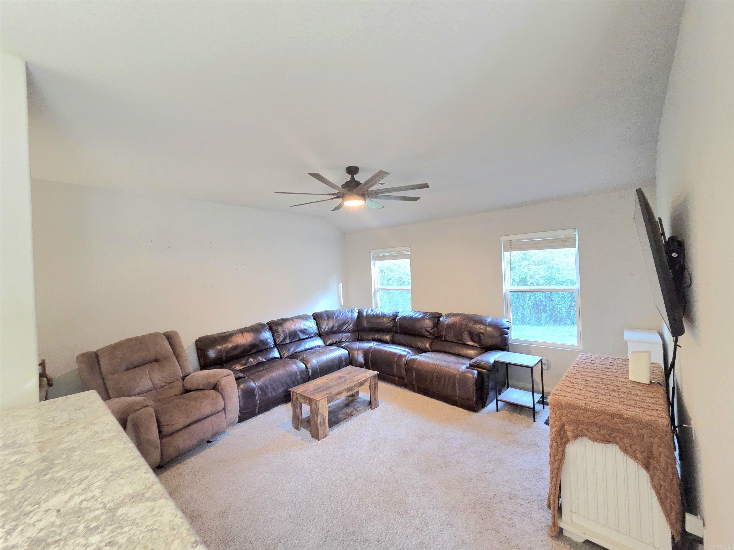 23 Dunnaway Drive Property Photo 10