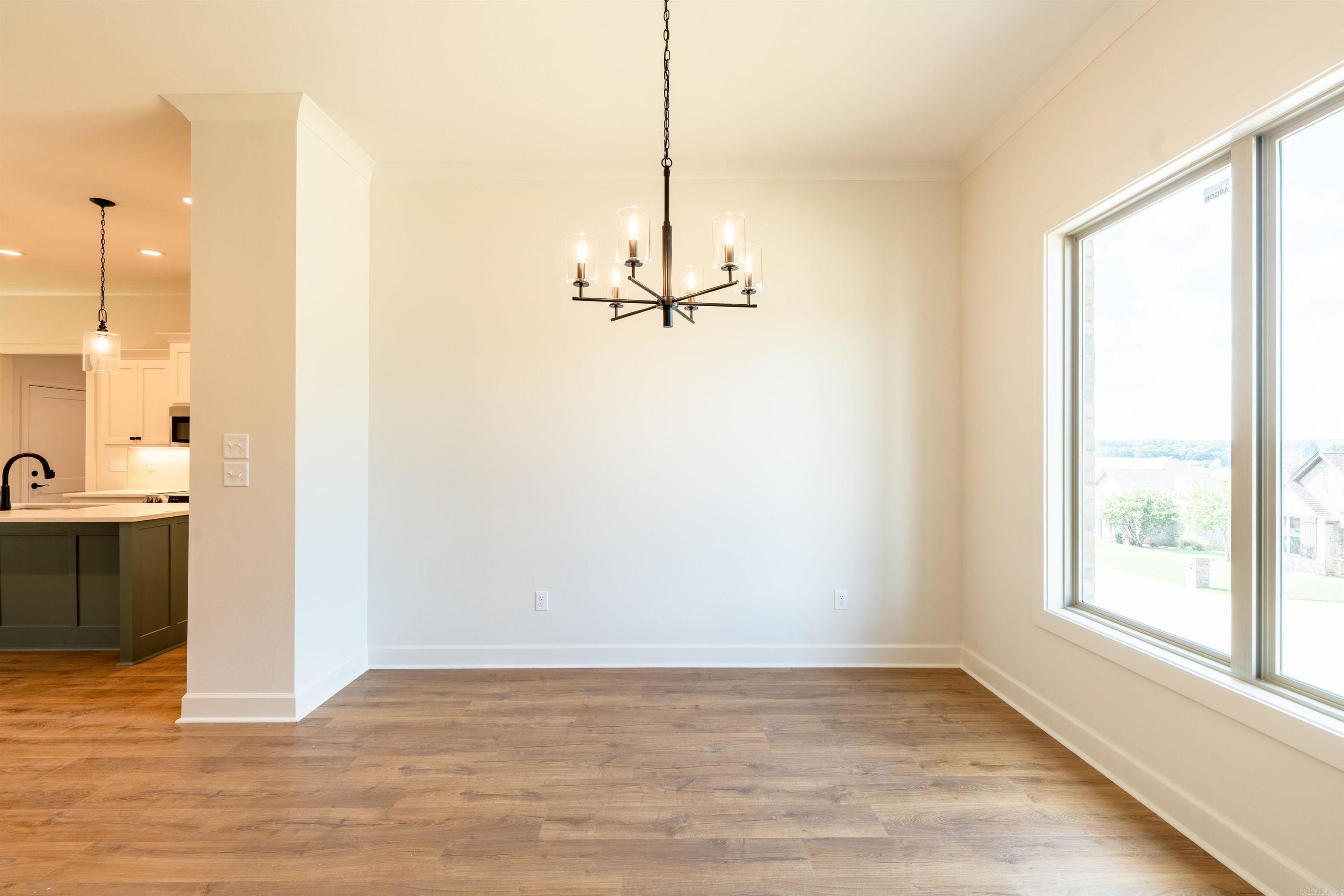 2609 Ridgewood Road Property Photo 8