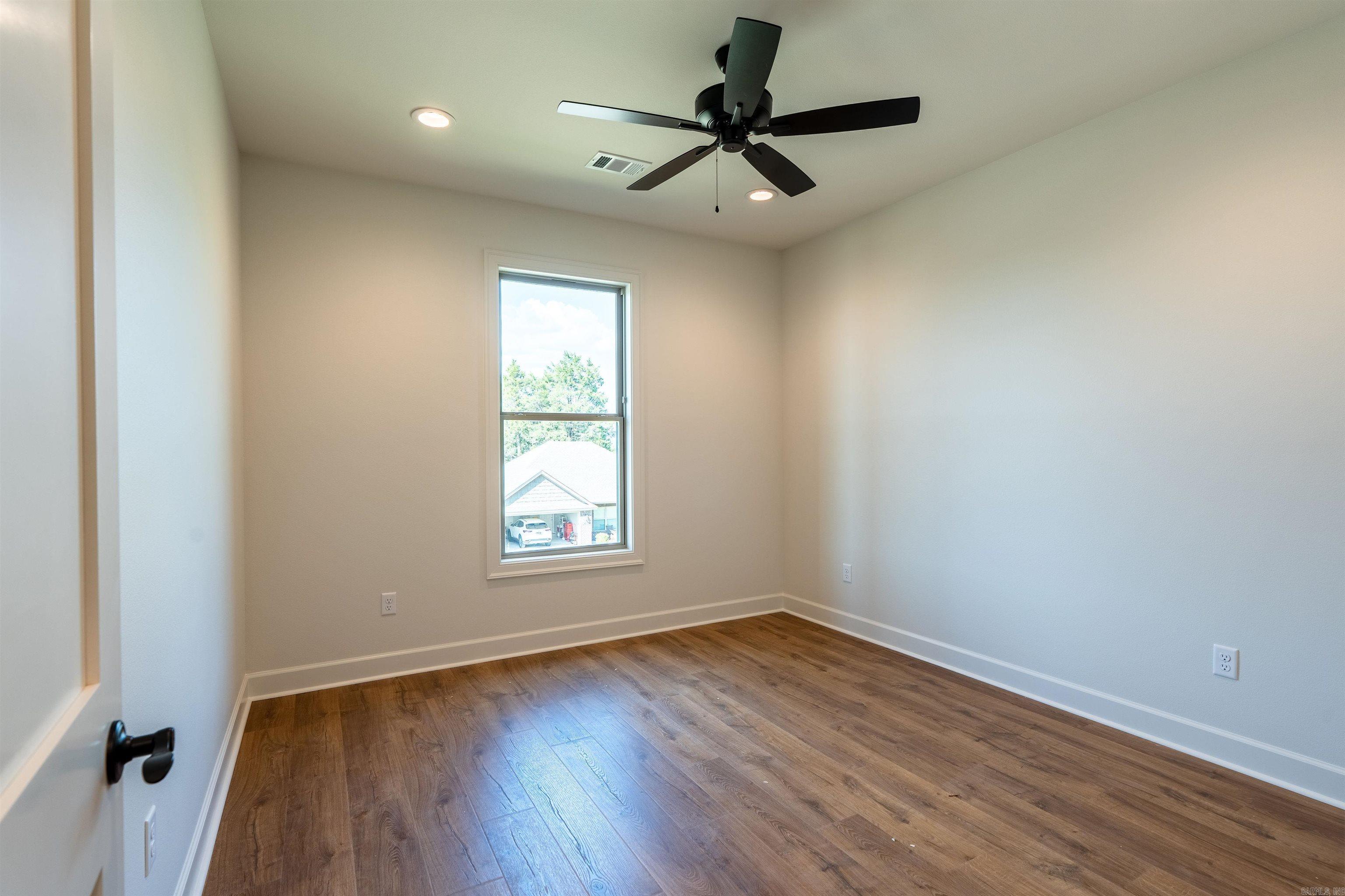2609 Ridgewood Road Property Photo 41