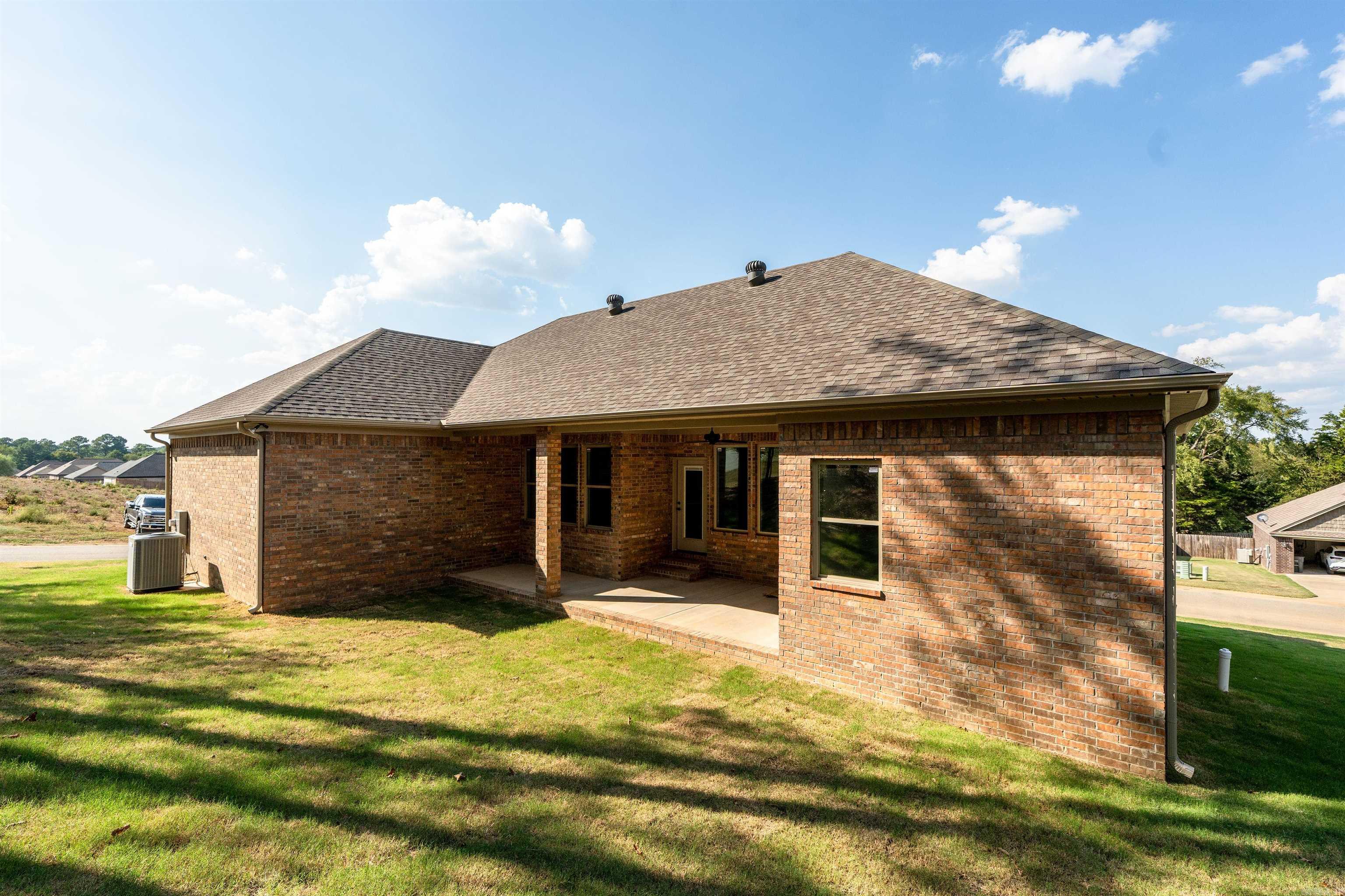 2609 Ridgewood Road Property Photo 45