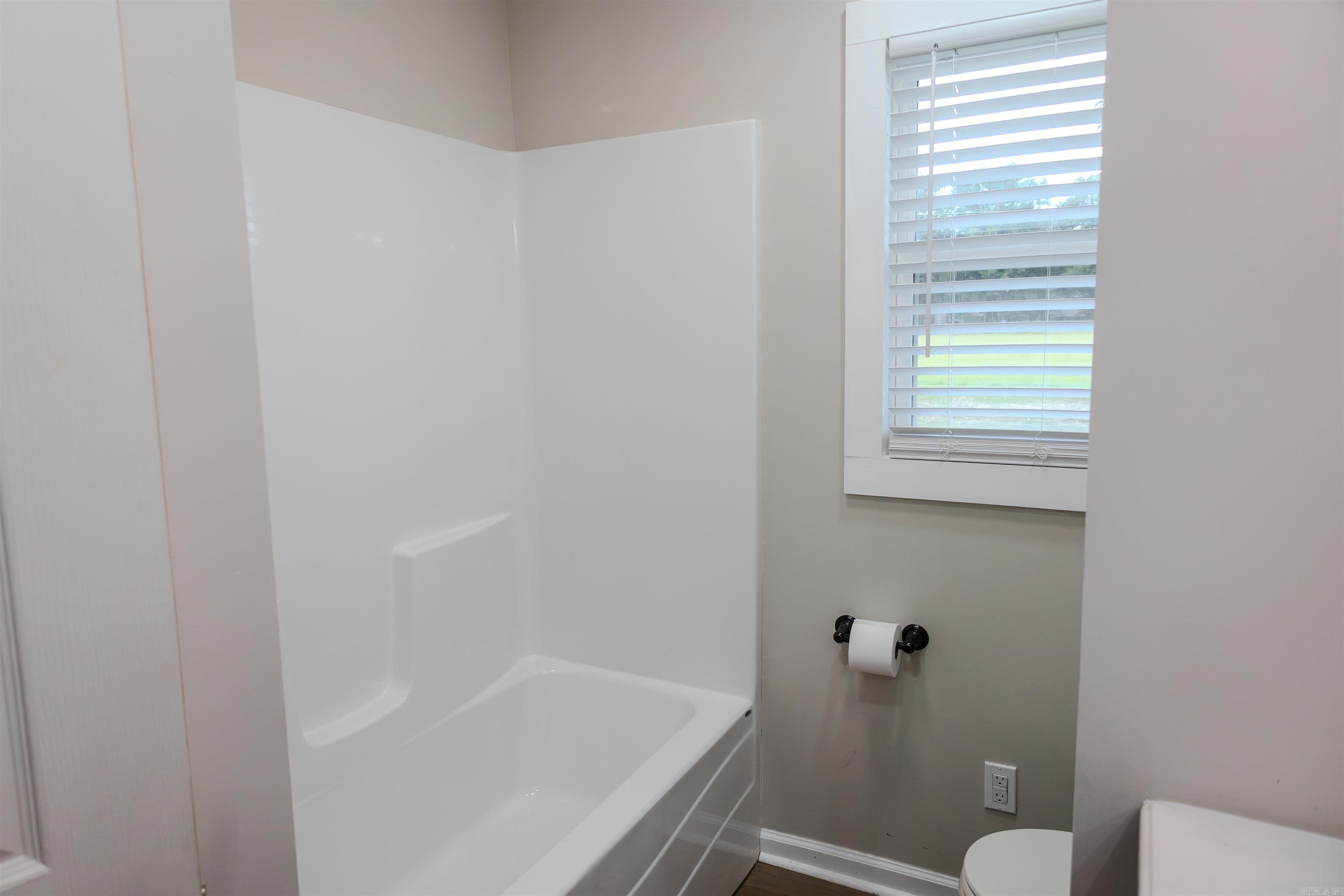 111 Walton Property Photo 4