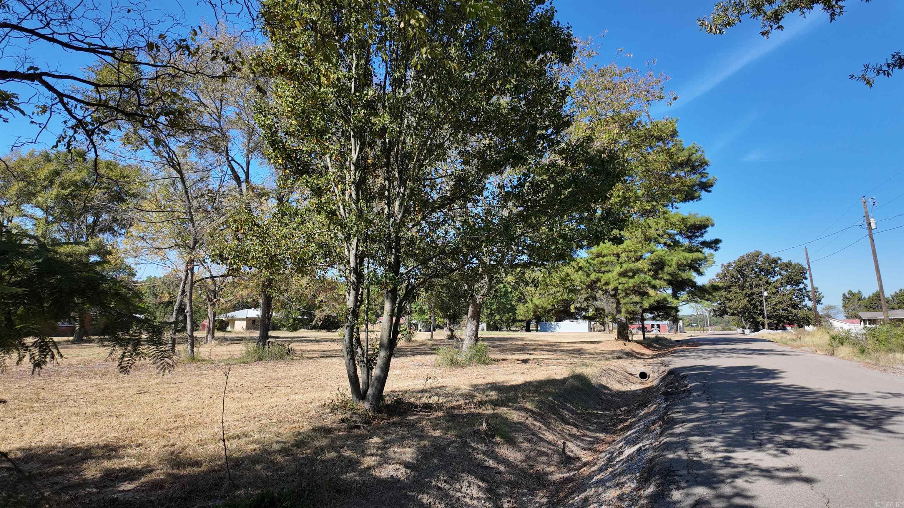 200 Mcfadden Street Property Photo 10