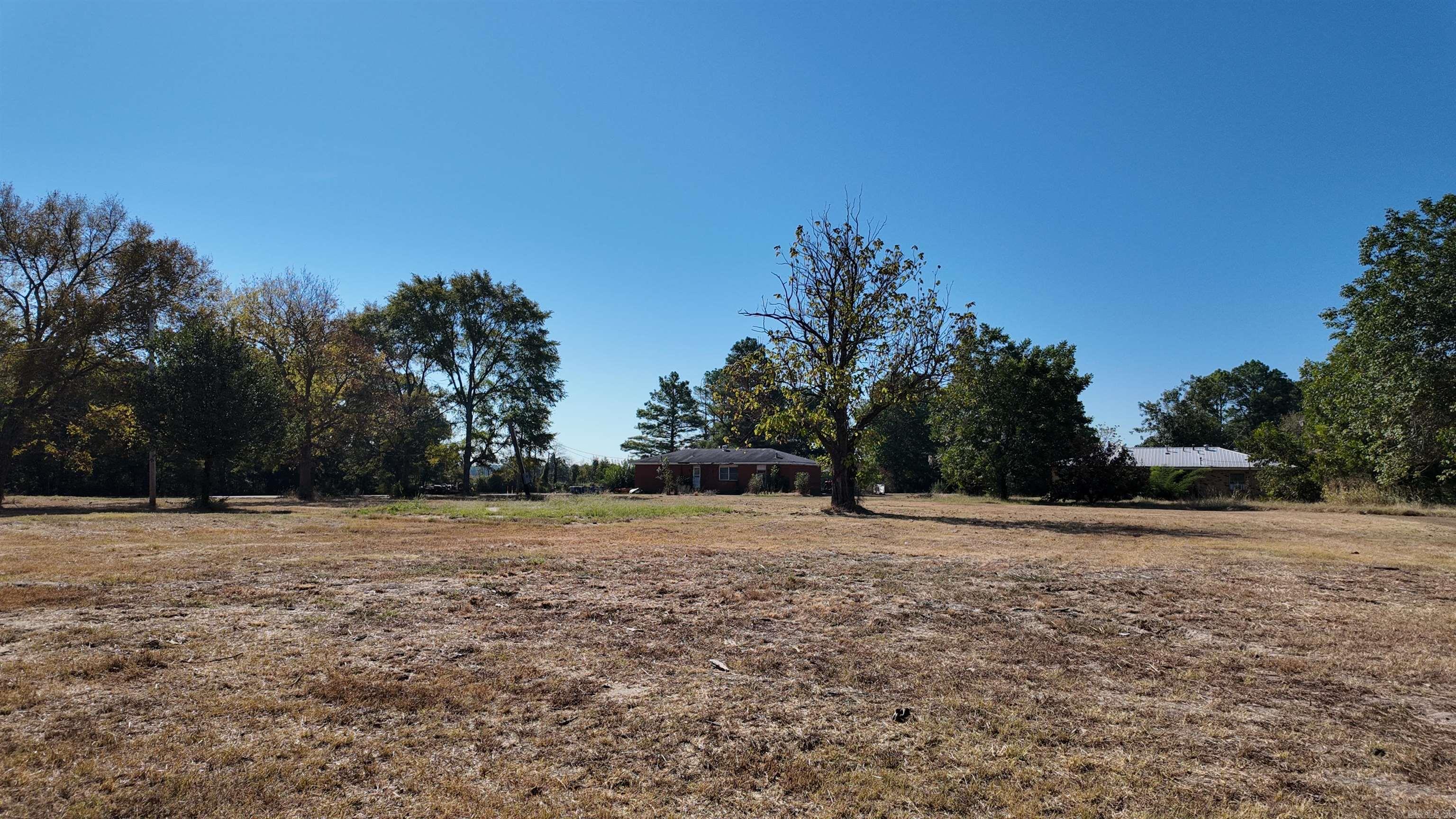 200 Mcfadden Street Property Photo 15