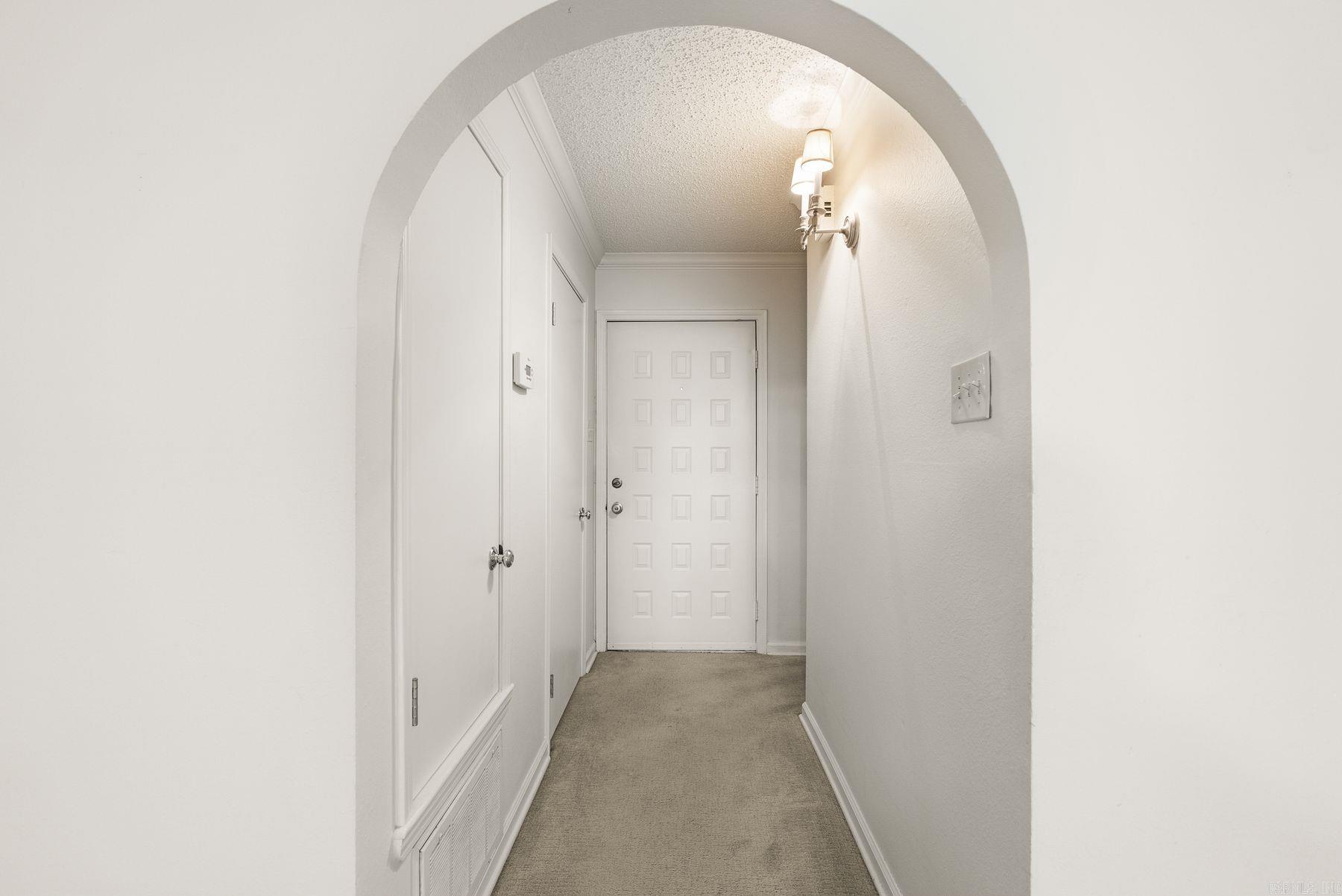 301 Kings Row #103 Drive Property Photo 3