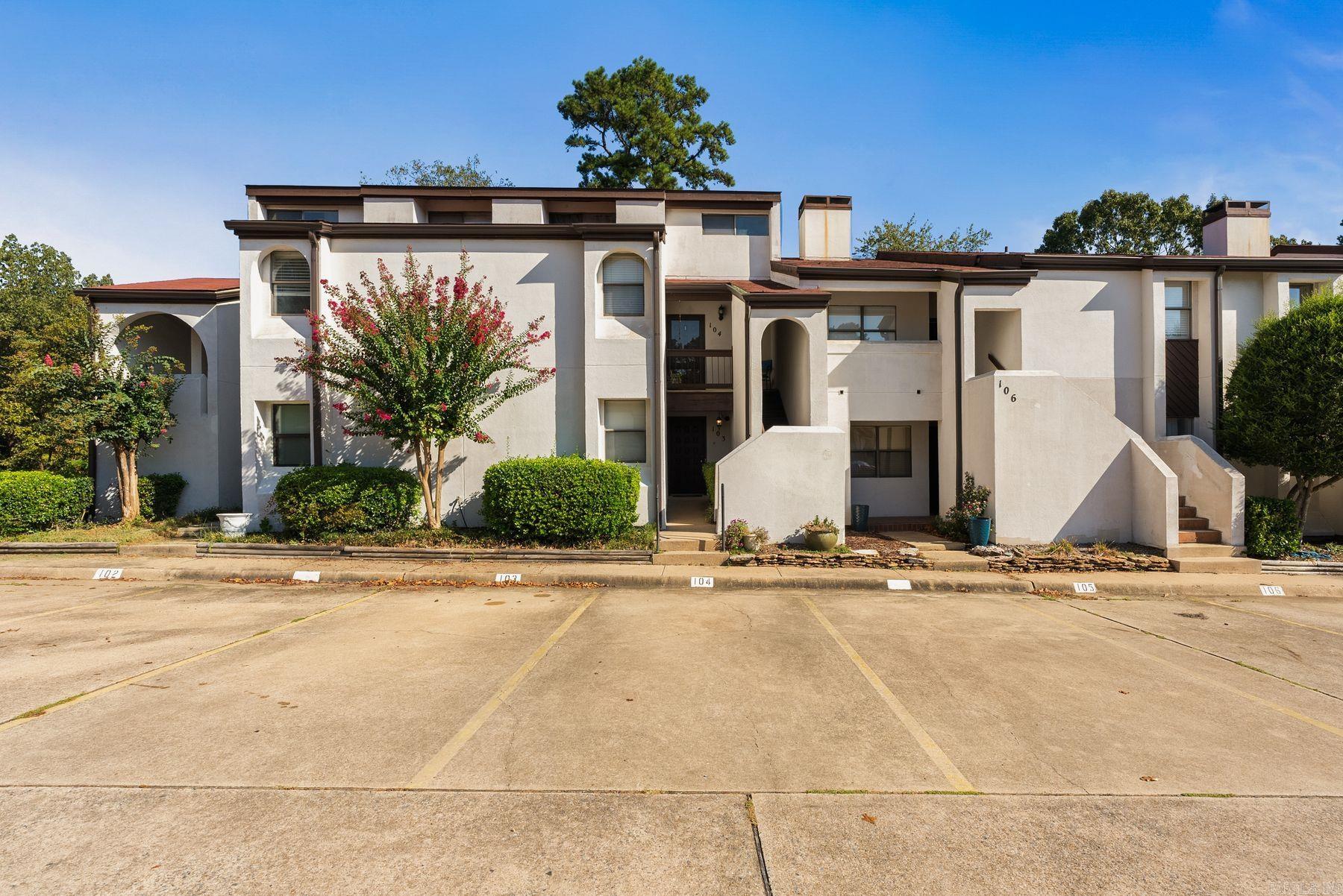 301 Kings Row #103 Drive Property Photo 46