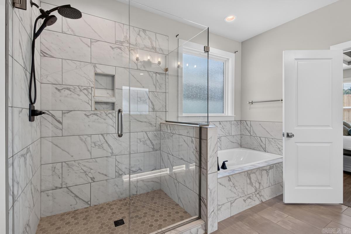 2533 Kara Property Photo 17