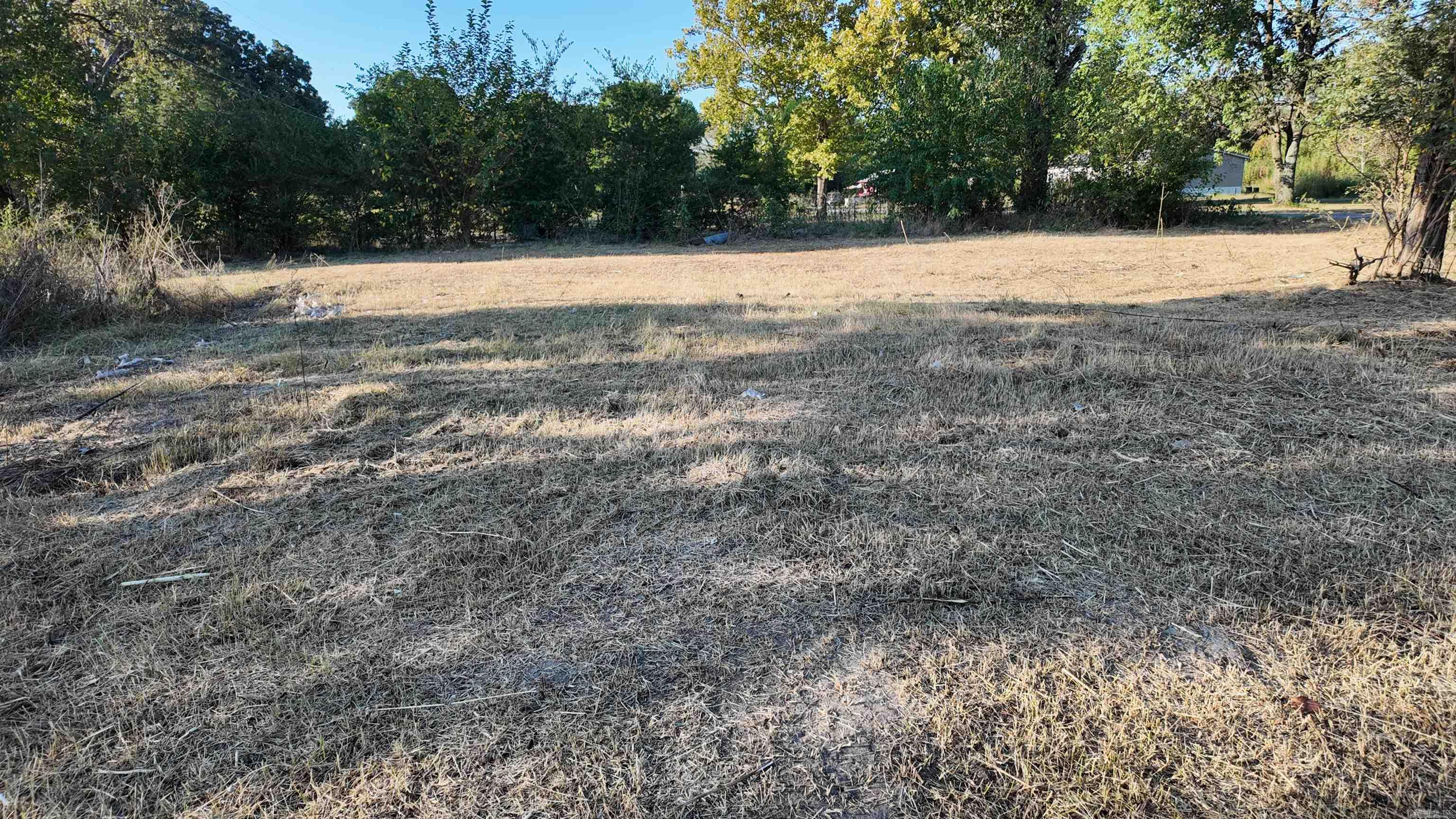 225 Front Street Property Photo 5