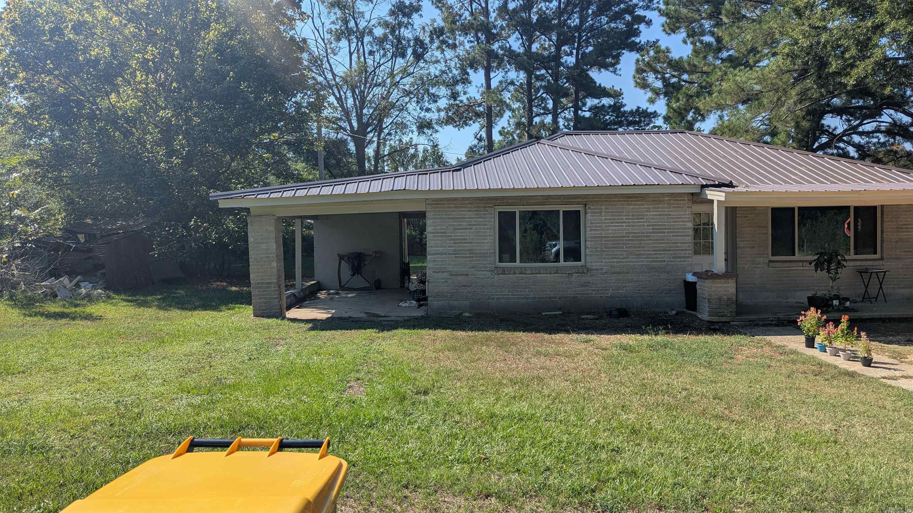 103 E First Property Photo 2