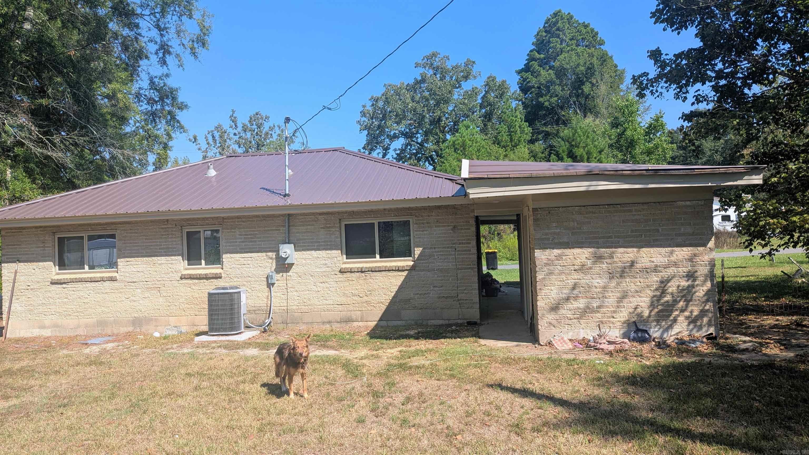 103 E First Property Photo 13