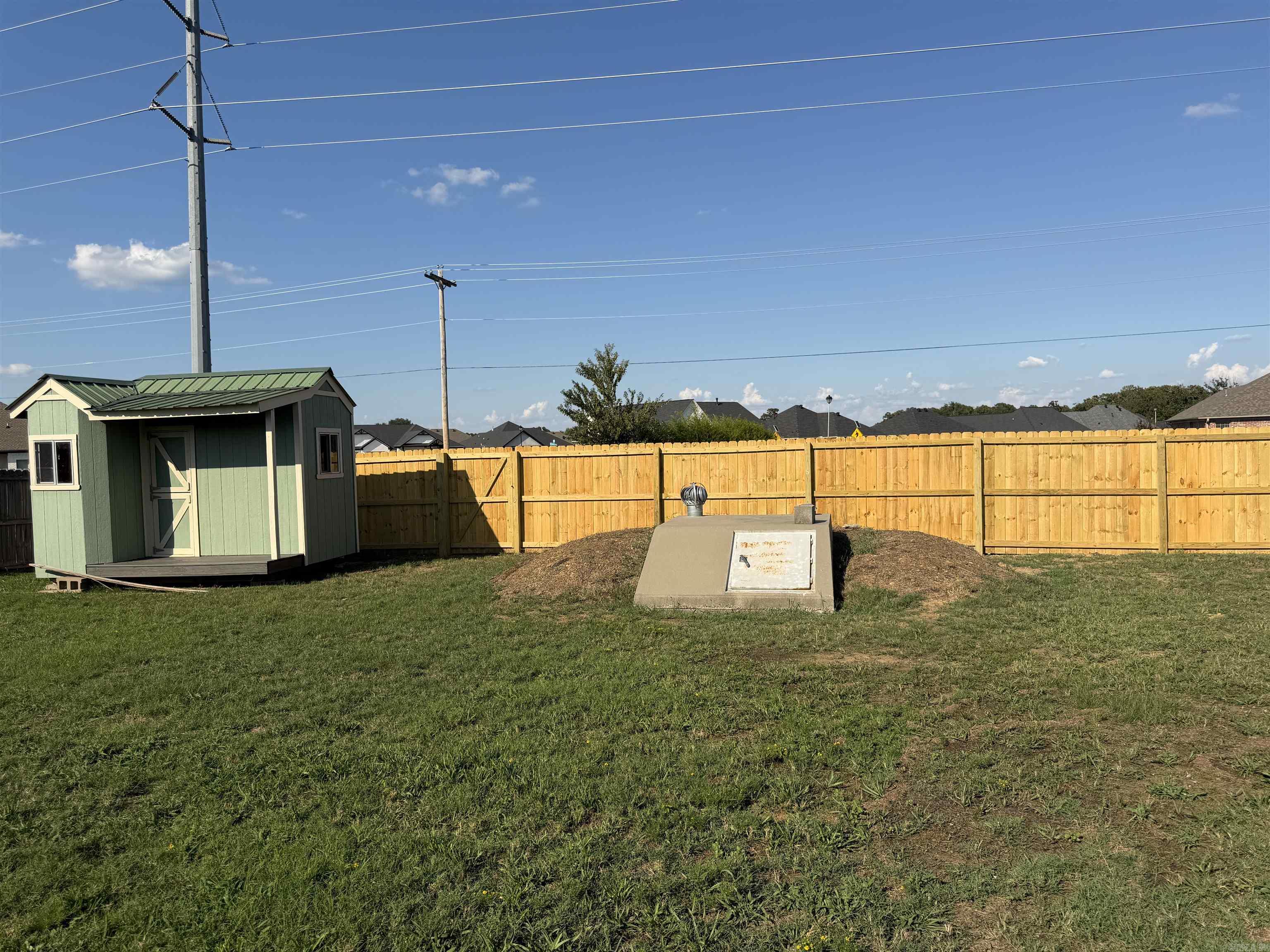 2430 Apple Blossom Property Photo 5