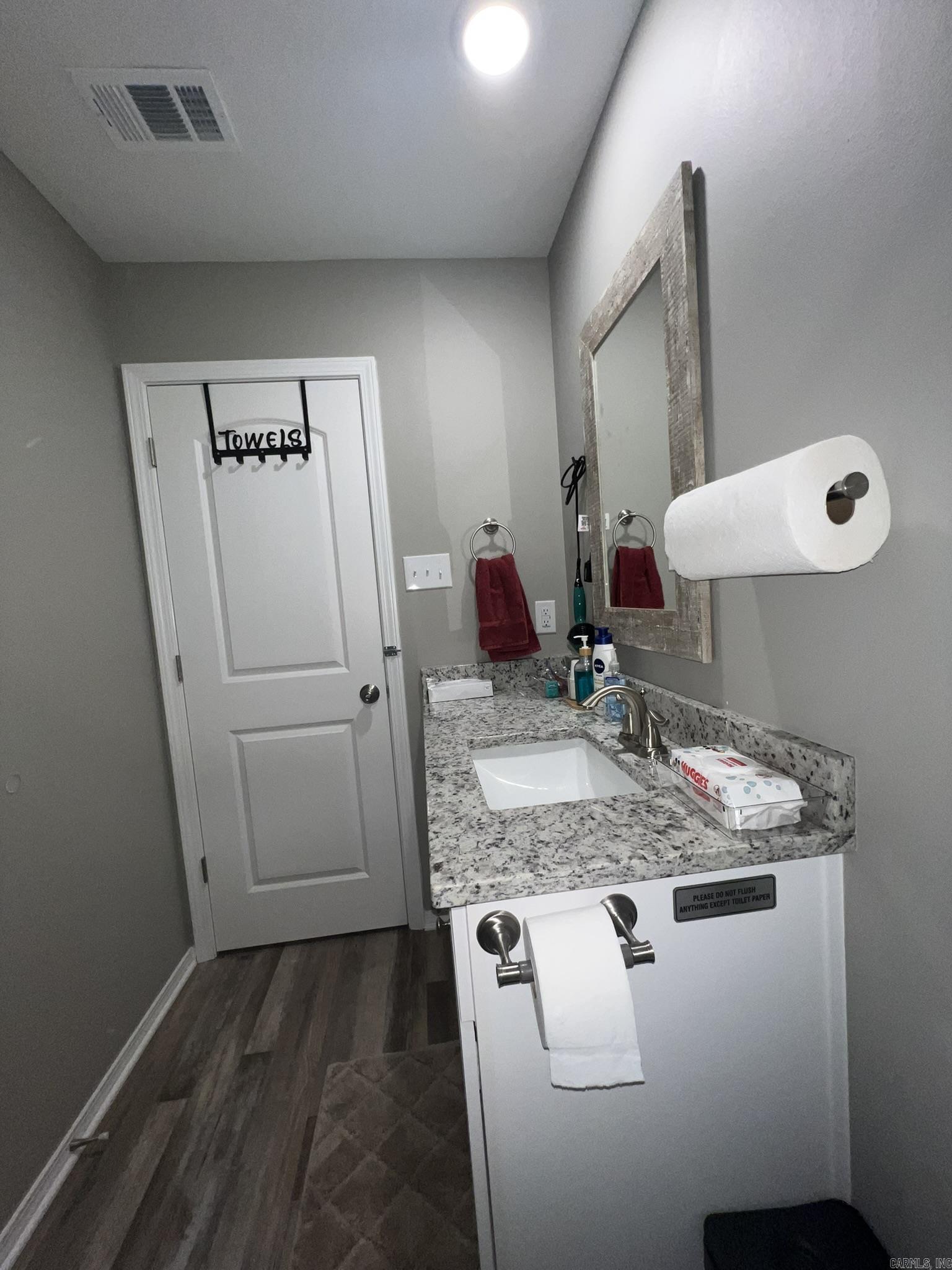 507 E Mississippi Street Property Photo 17