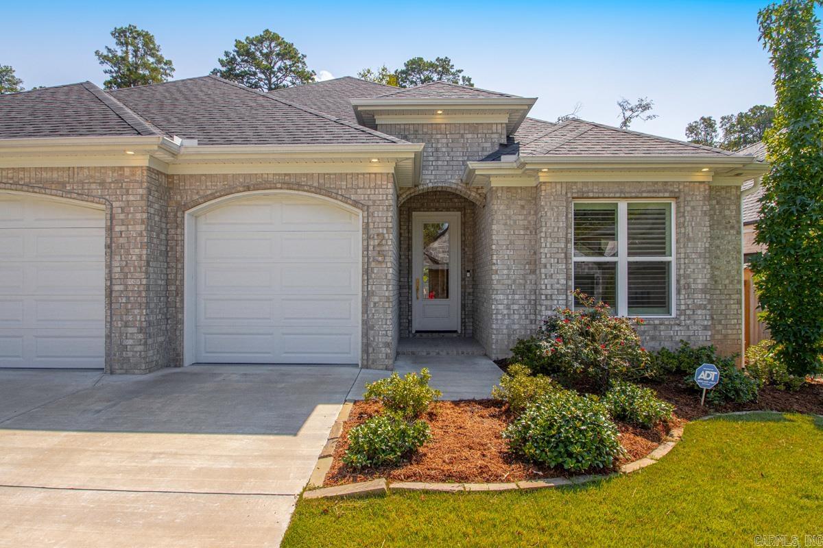 25 Mereville Place Property Photo 5