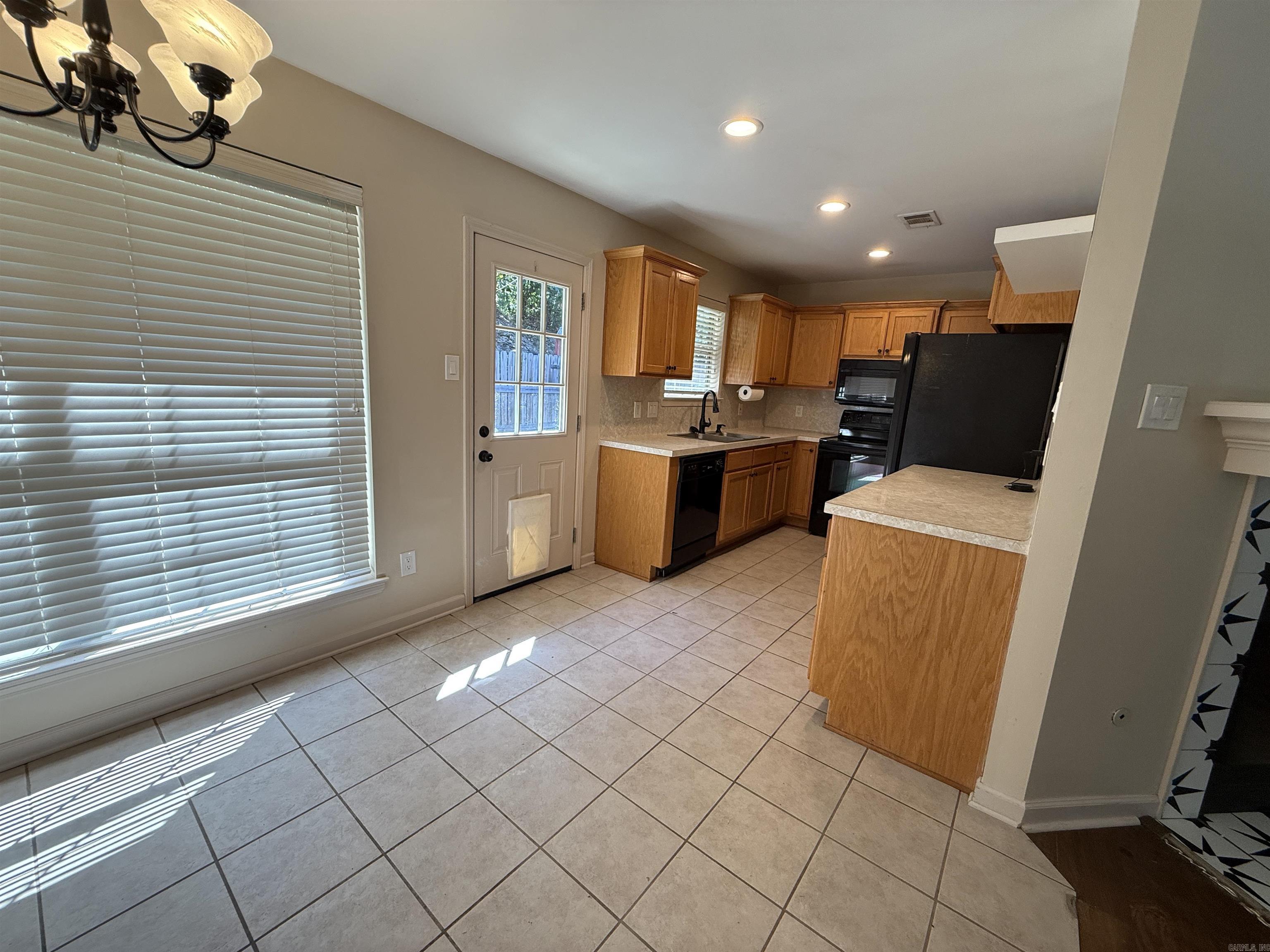 5600 Parker Street Property Photo 10