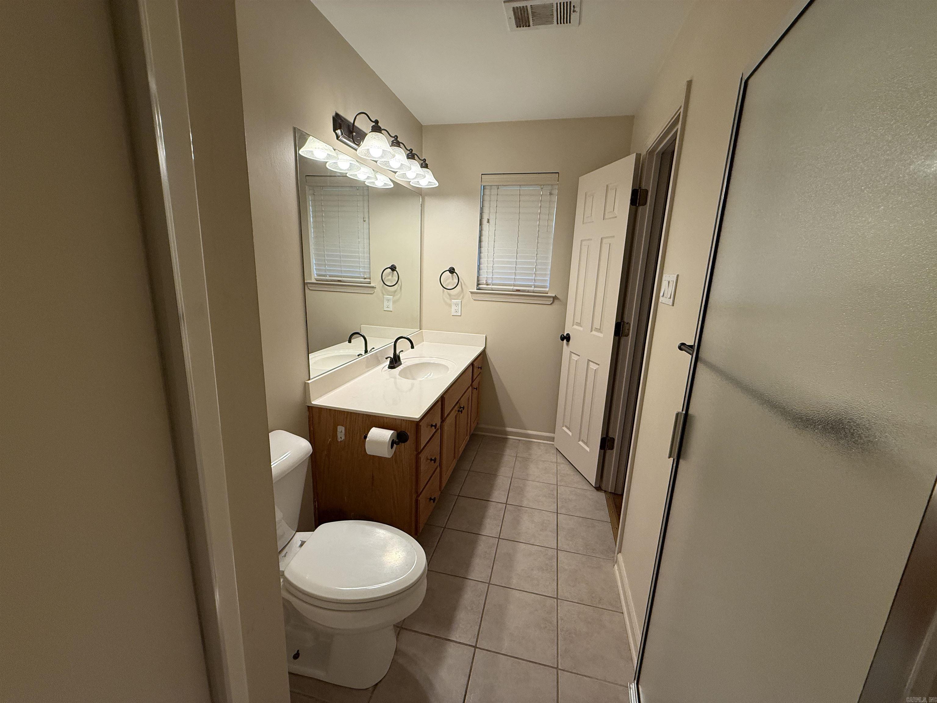 5600 Parker Street Property Photo 27