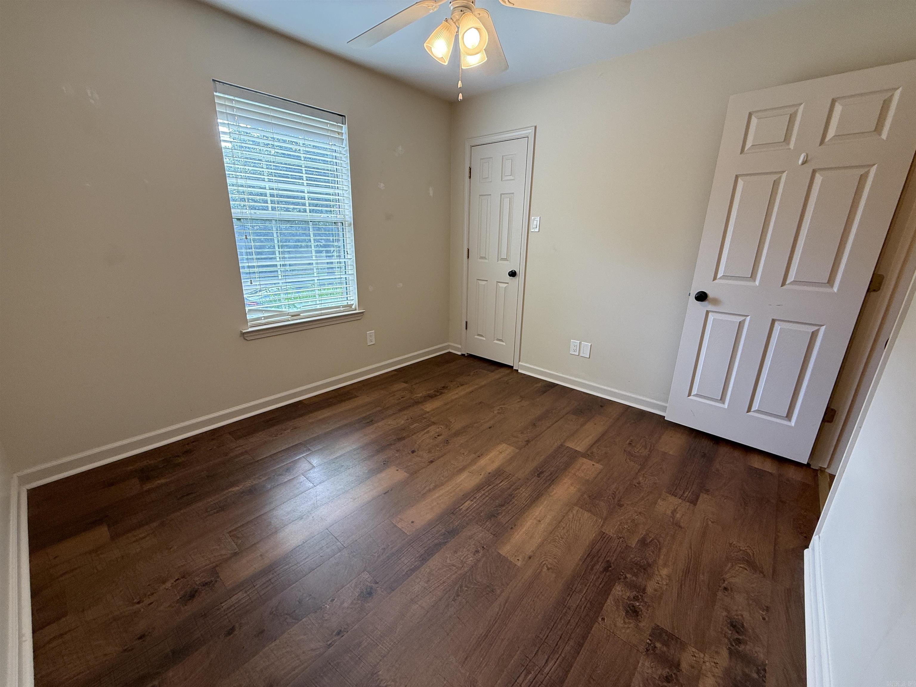 5600 Parker Street Property Photo 31