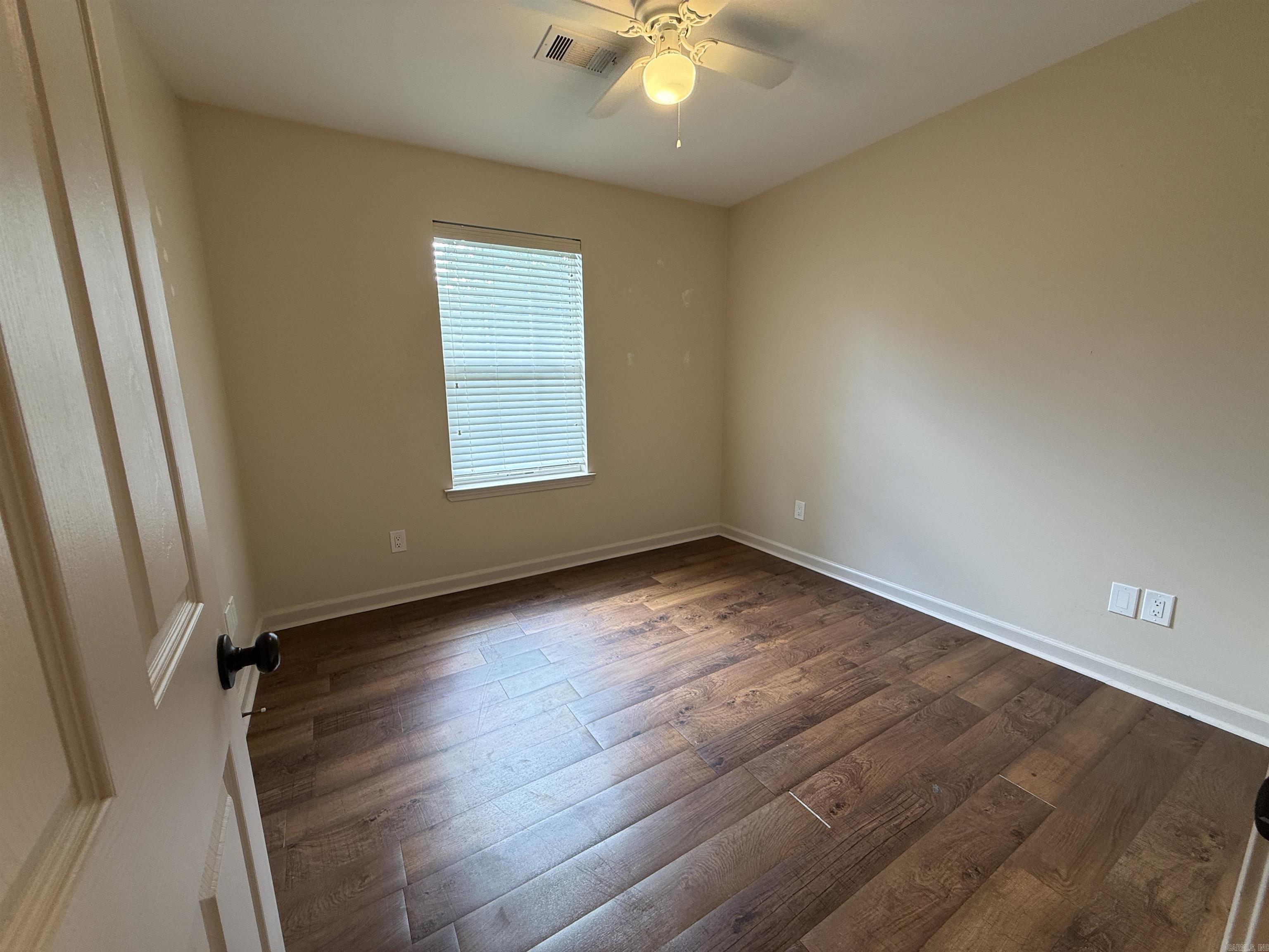 5600 Parker Street Property Photo 34