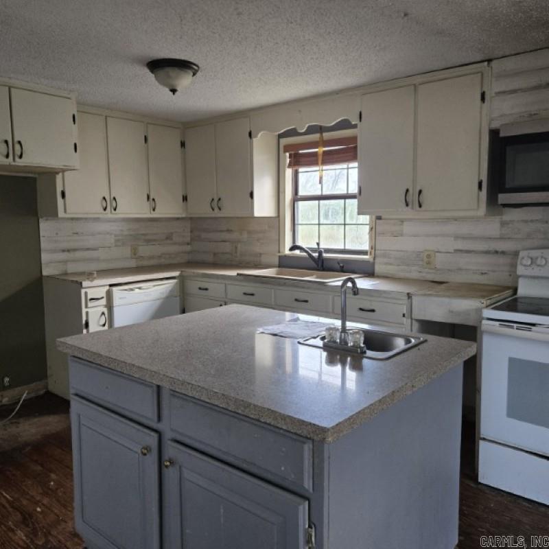 27 Union Vallley Property Photo 14