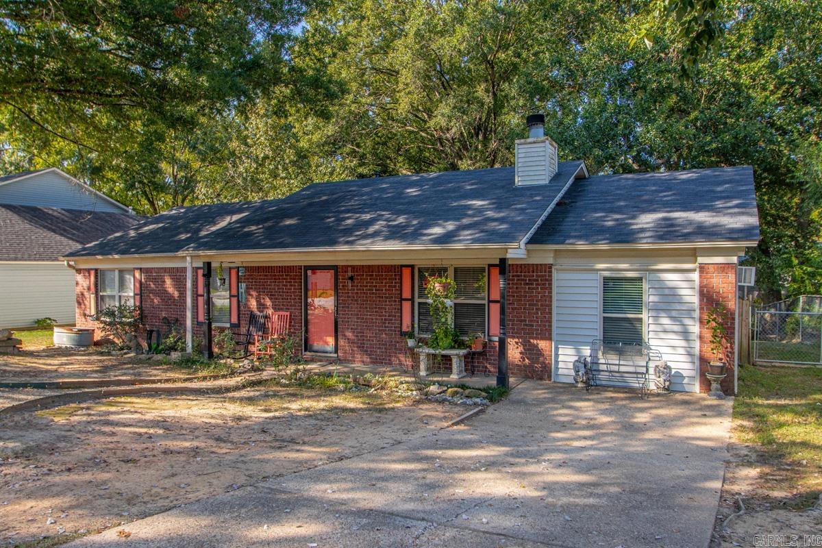 2211 Amber Cove Property Photo 2