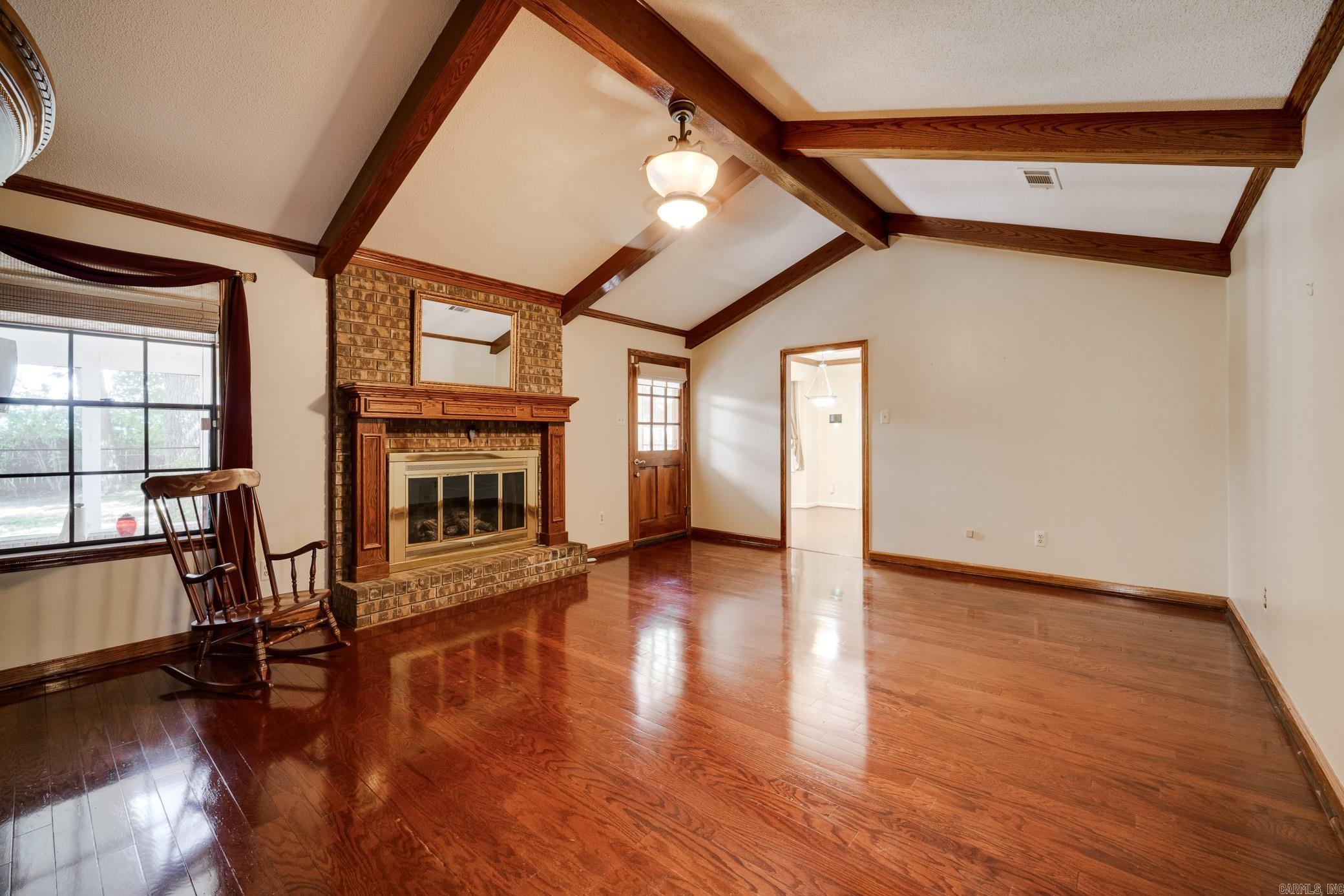 6 Club Road Property Photo 17