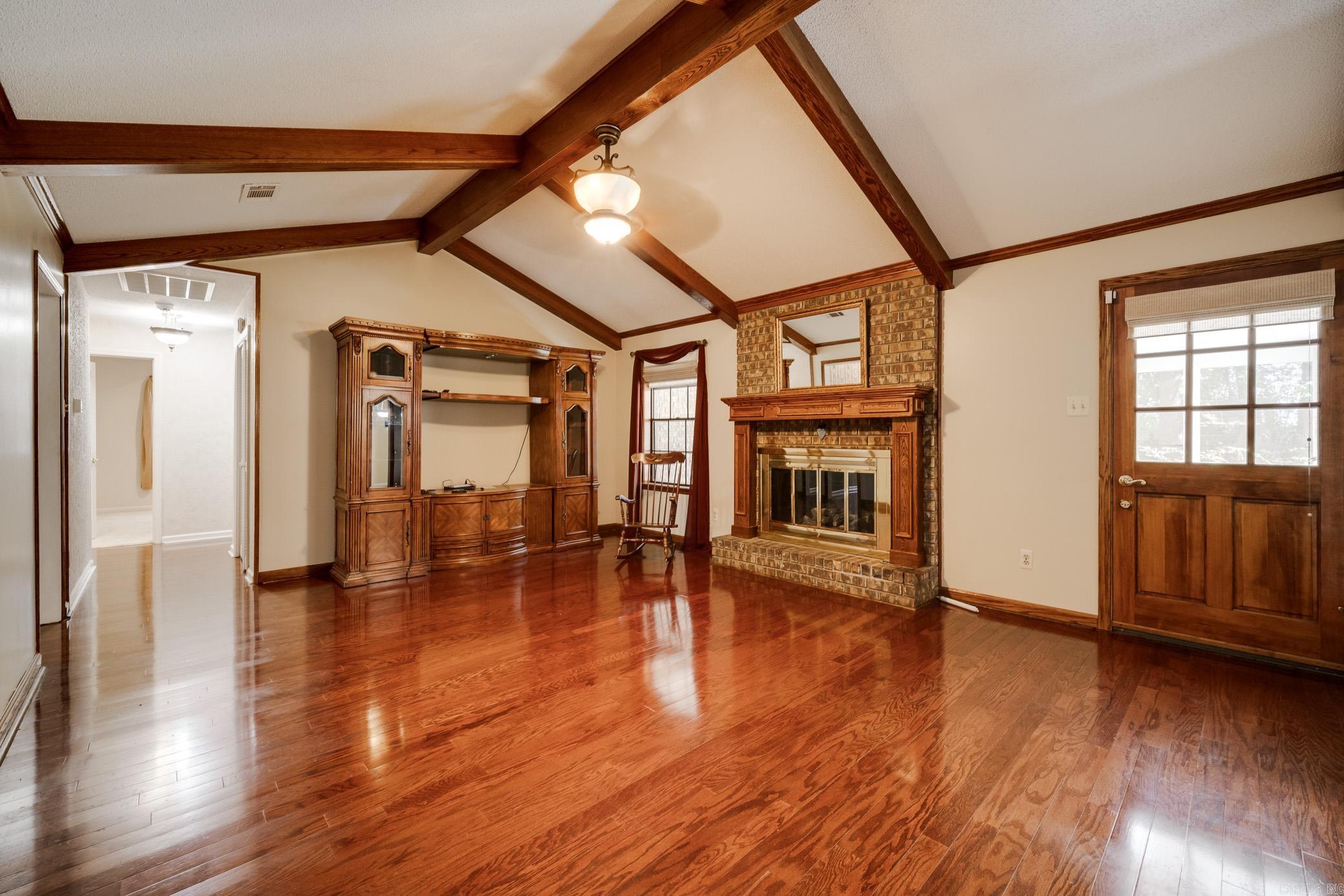 6 Club Road Property Photo 18