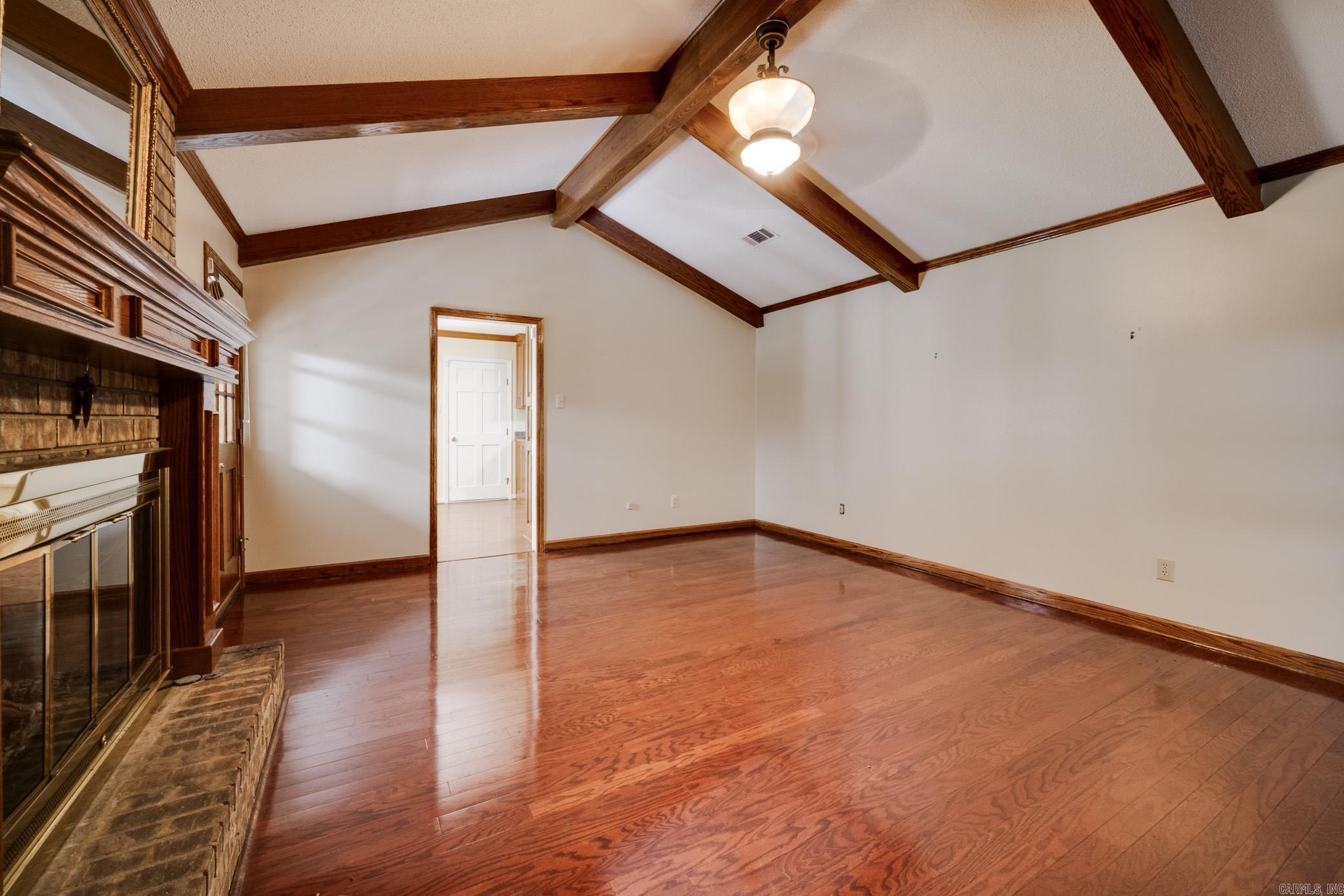 6 Club Road Property Photo 20