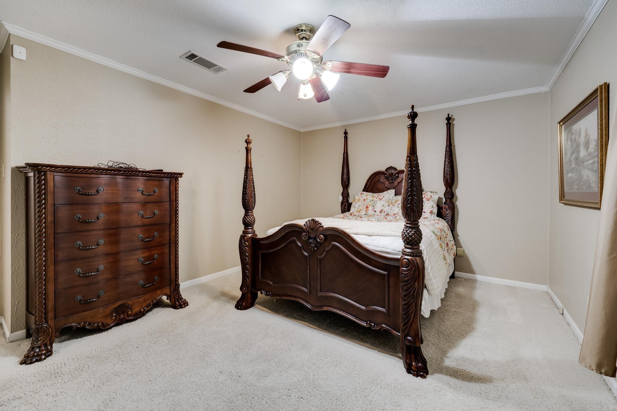 6 Club Road Property Photo 22