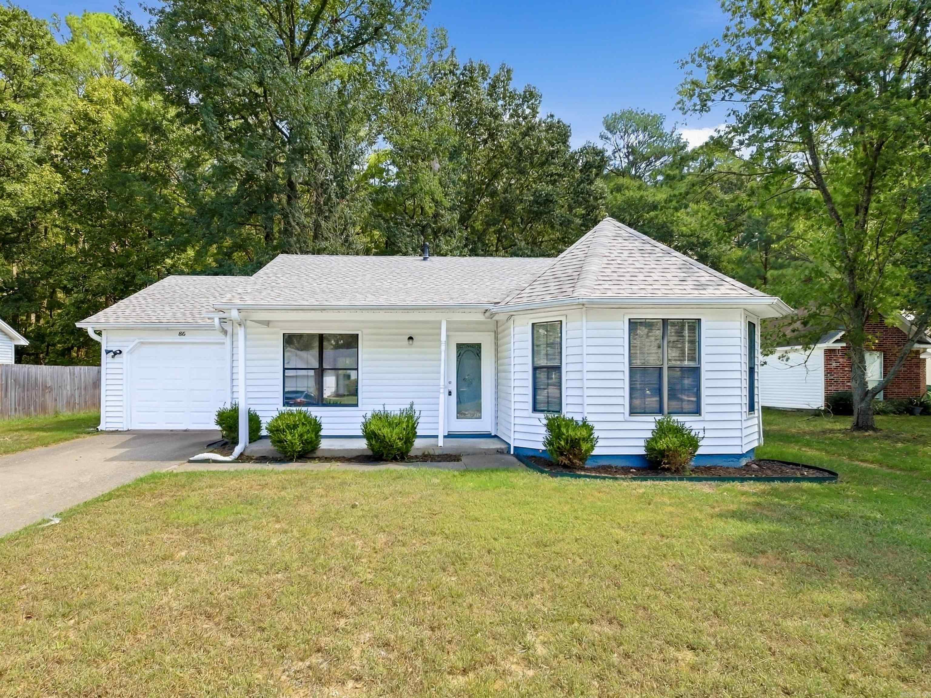 86 Pinedale Circle Property Photo 1