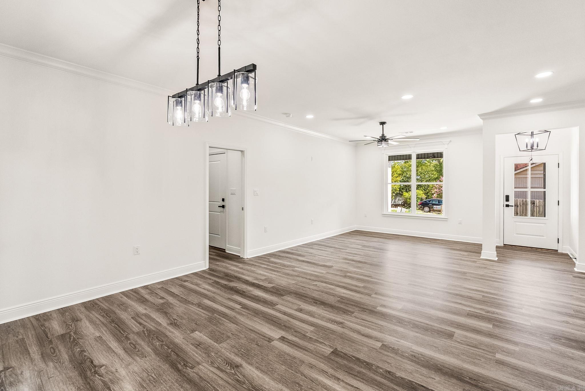 9 Idlewood Place Property Photo 8