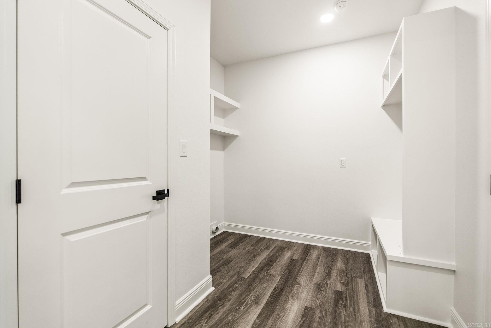 9 Idlewood Place Property Photo 29