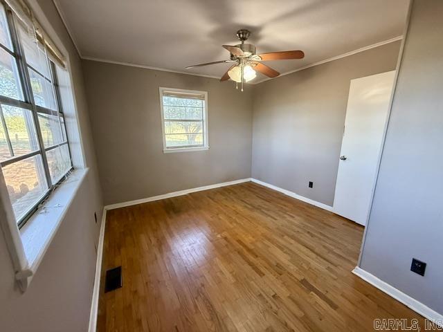 409 County Road 3542 Property Photo 11