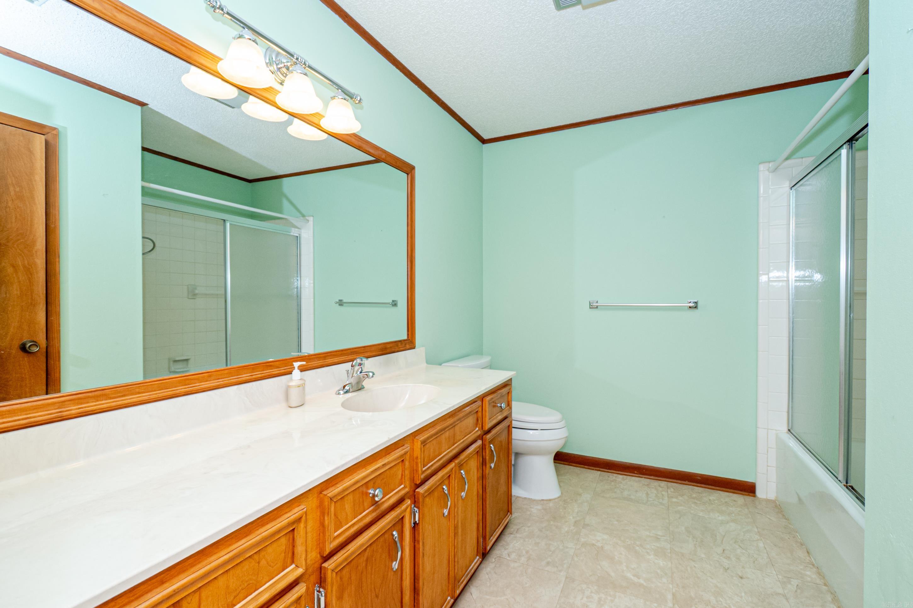 1922 Ridgewood Dr Property Photo 19