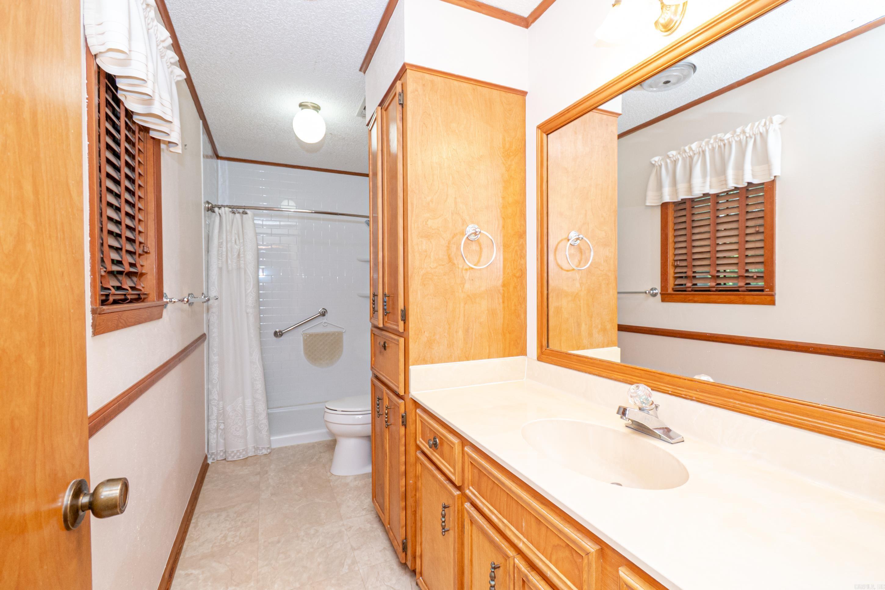 1922 Ridgewood Dr Property Photo 21