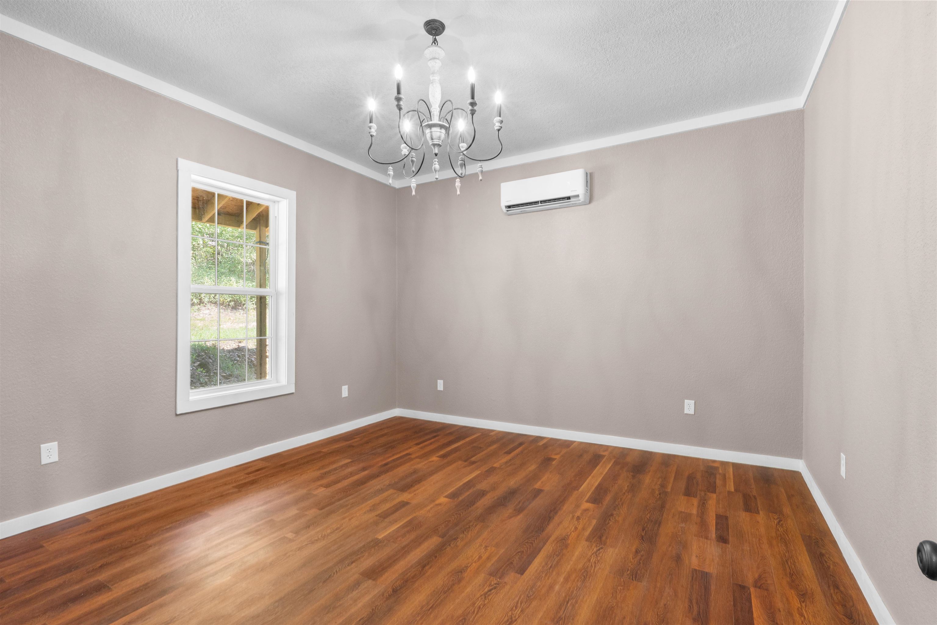 6653 Gorby Road Property Photo 5