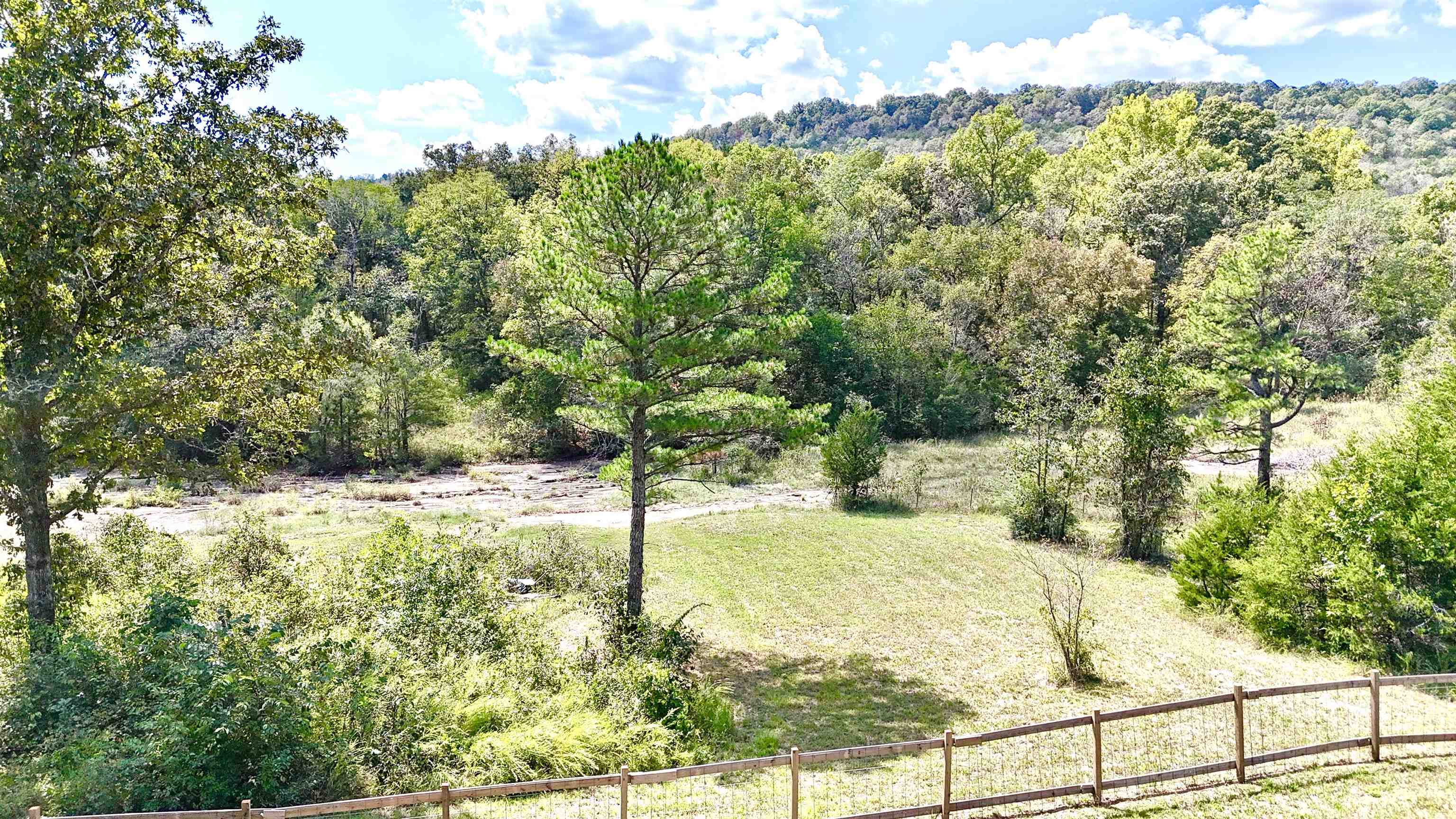 6653 Gorby Road Property Photo 9