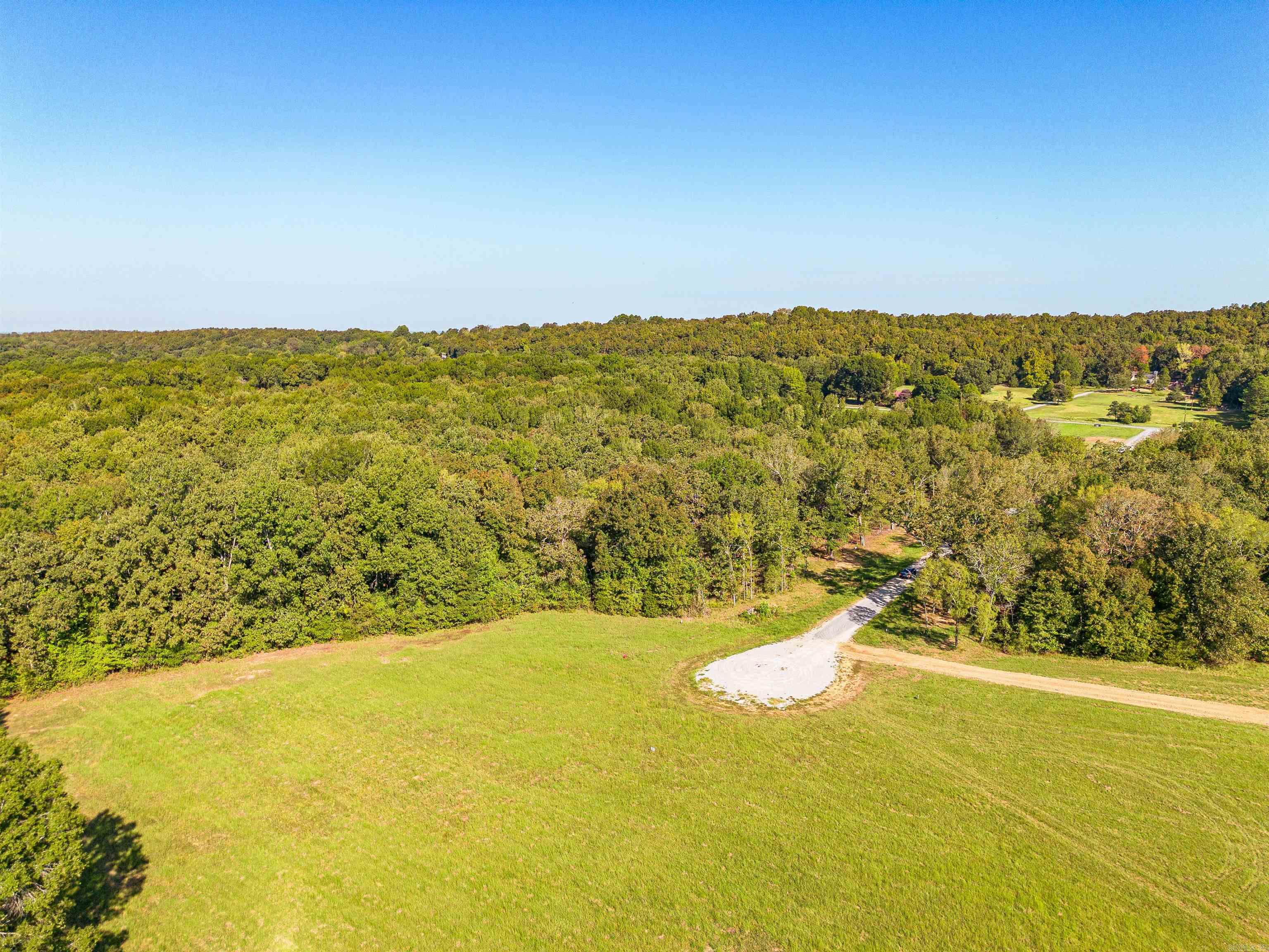 72 Holland Meadows Property Photo 5