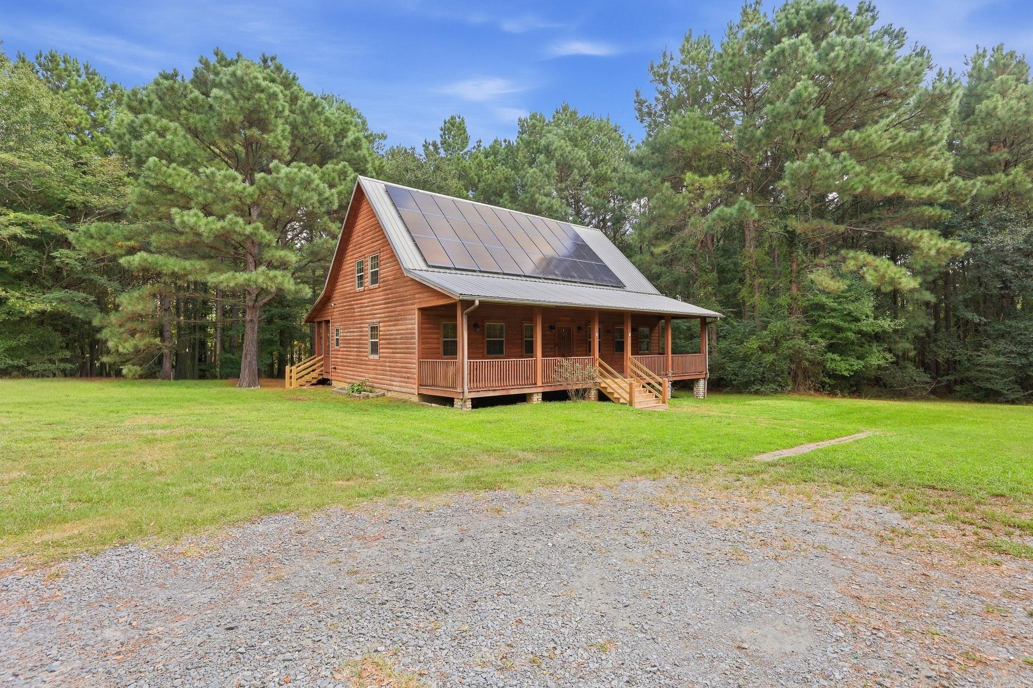 18500 Vimy Ridge Road Property Photo 2