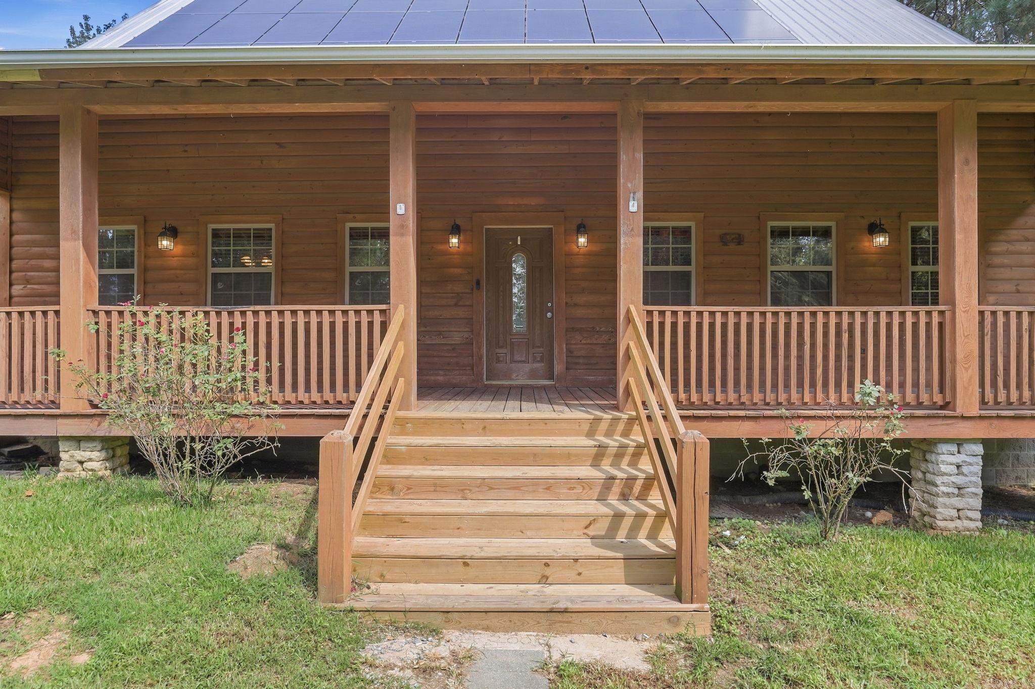 18500 Vimy Ridge Road Property Photo 3