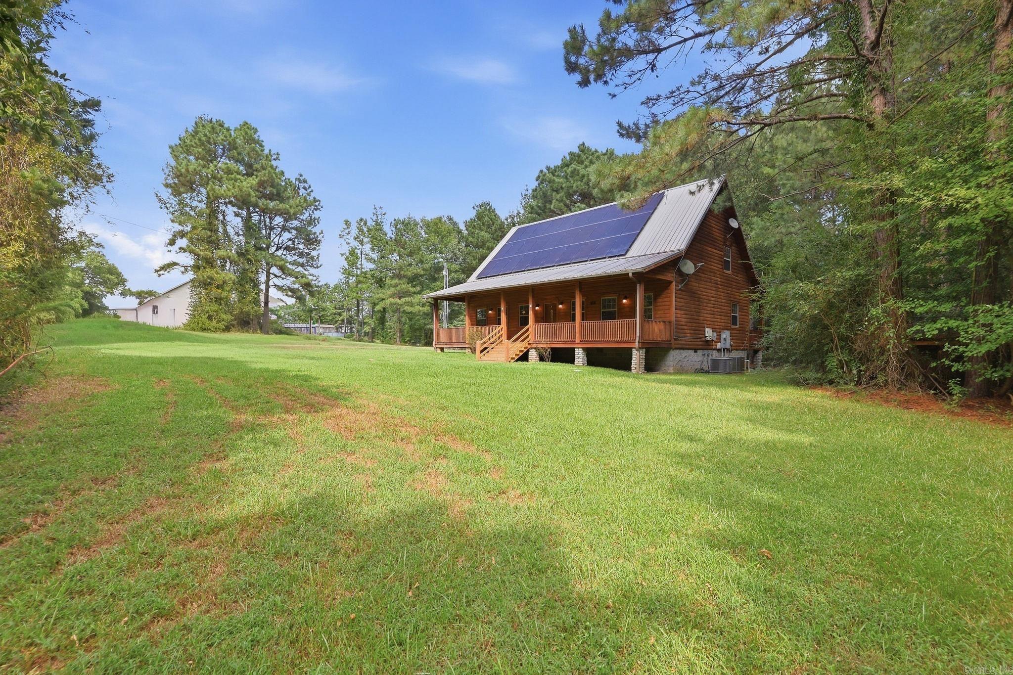 18500 Vimy Ridge Road Property Photo 8