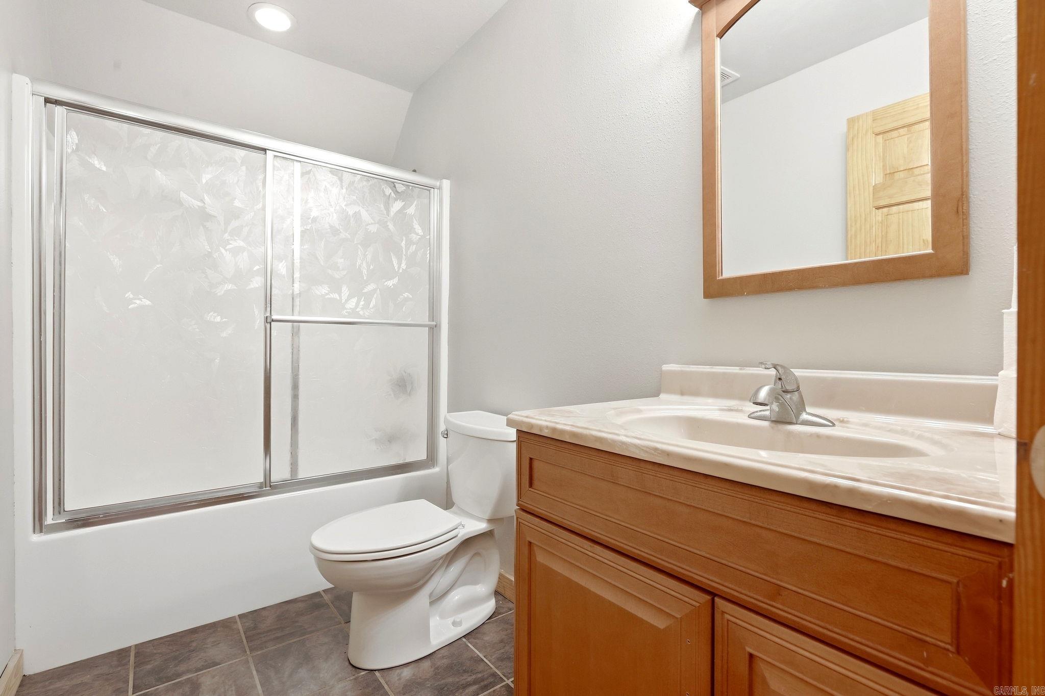 18500 Vimy Ridge Road Property Photo 40