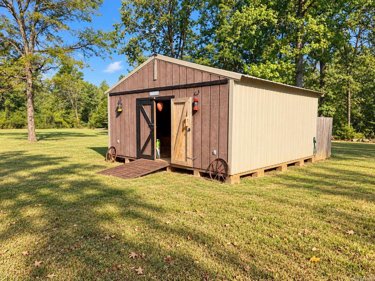 6 Funderburk Road Property Photo 5