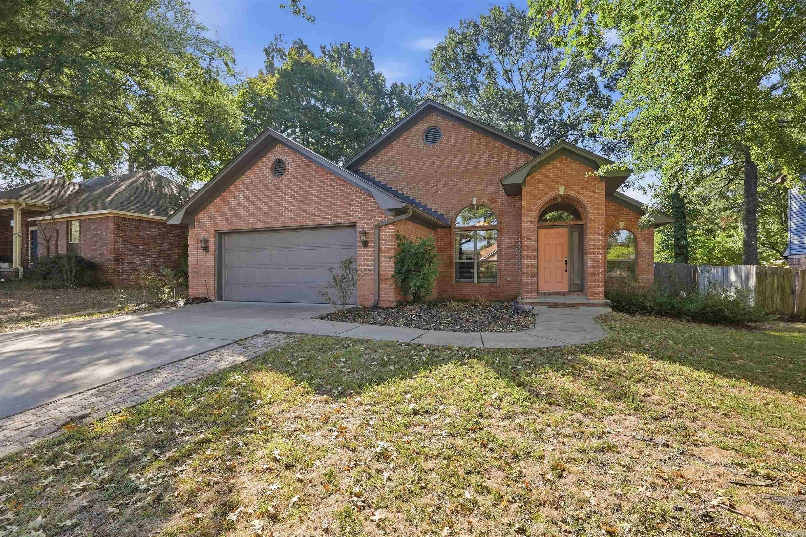2835 Kent Lane Property Photo 2