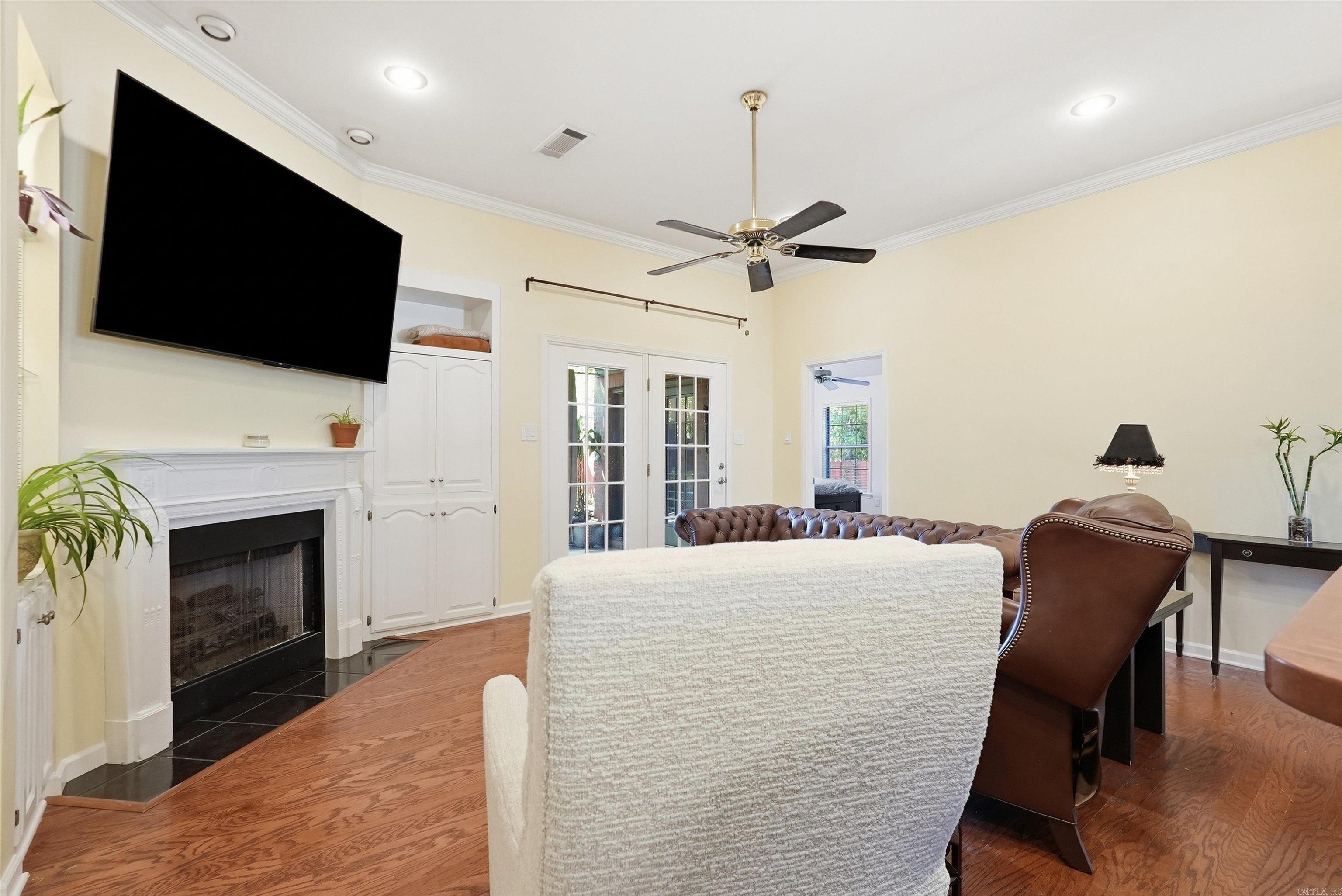2835 Kent Lane Property Photo 7