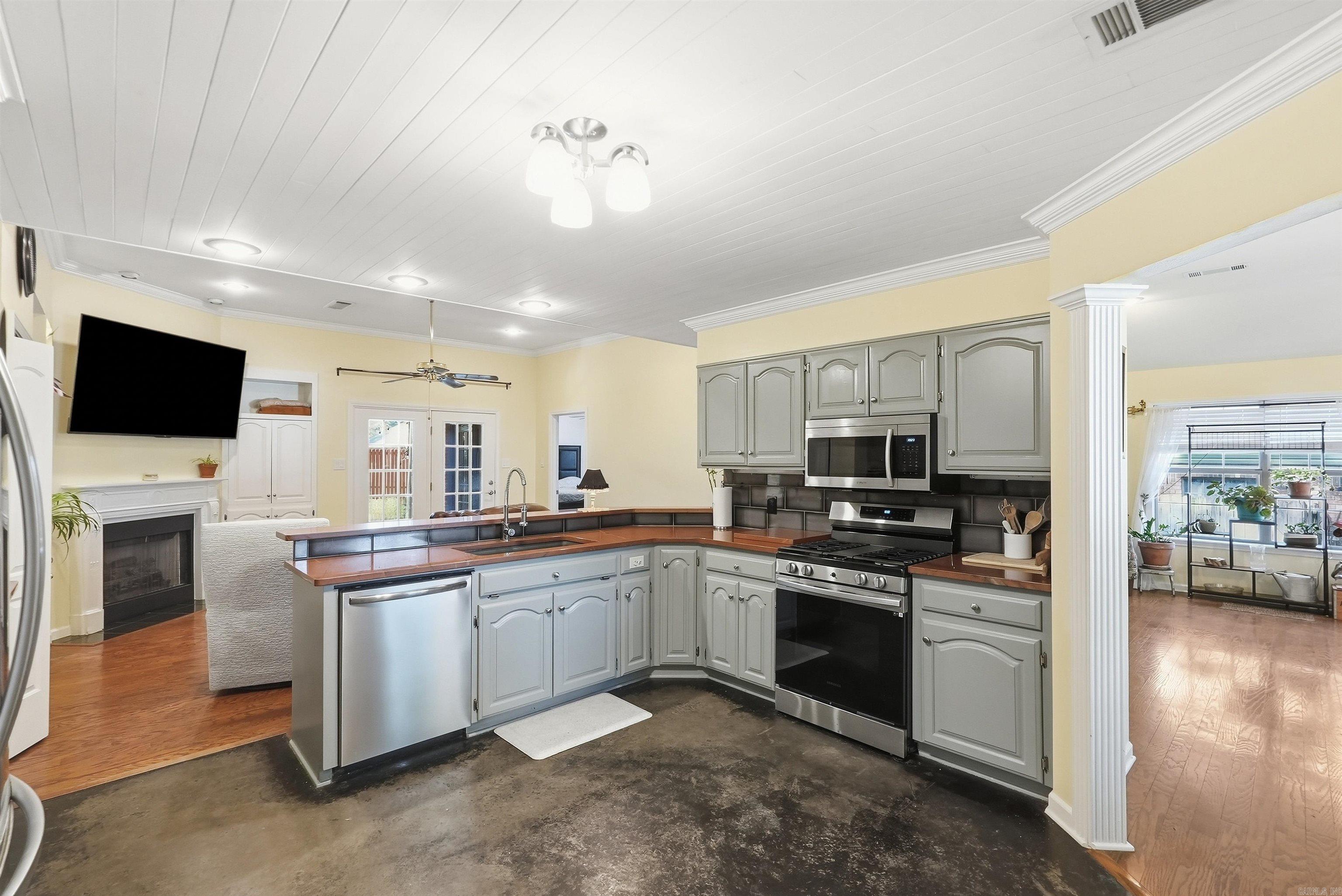 2835 Kent Lane Property Photo 12