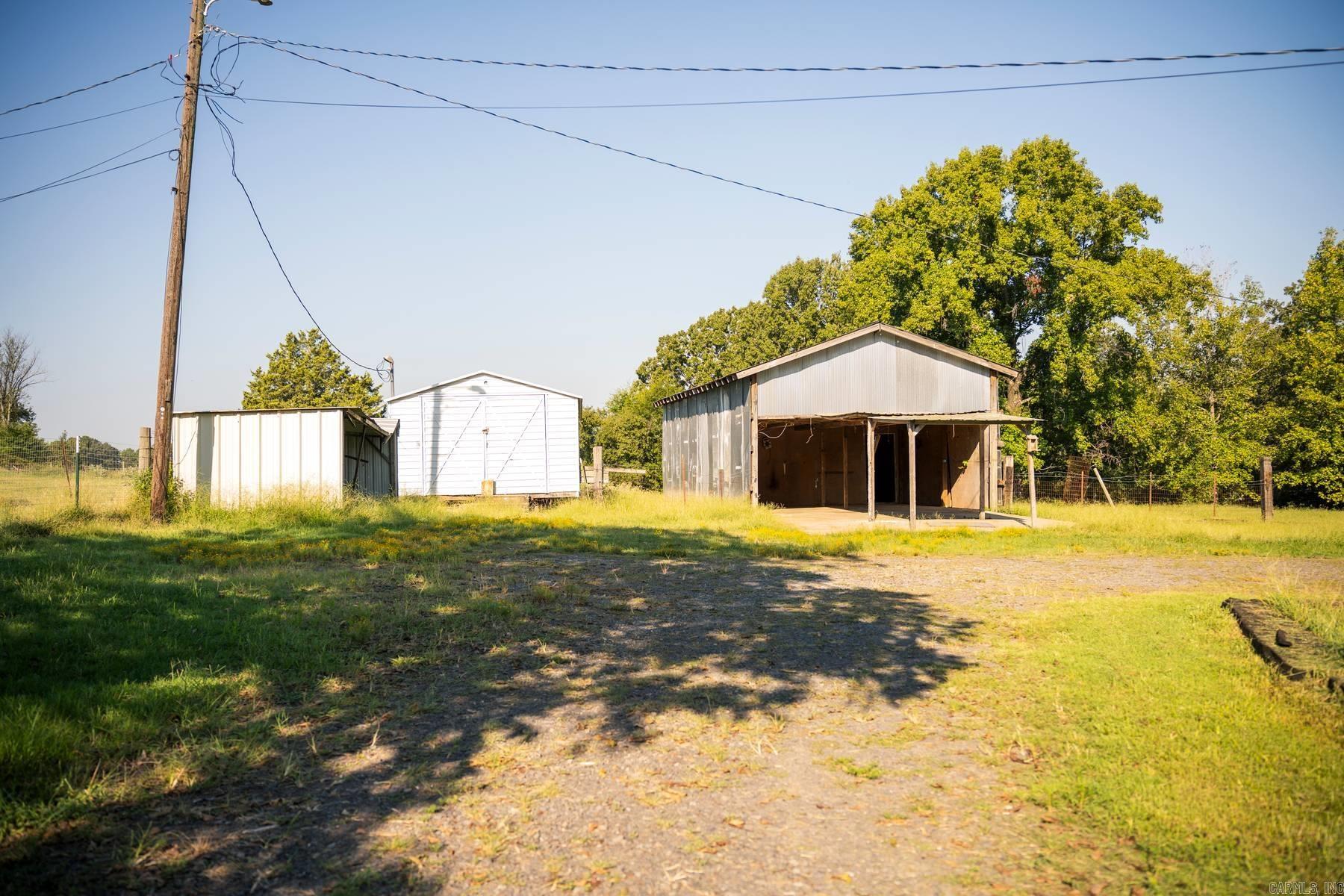 1250 Peyton St Property Photo 4