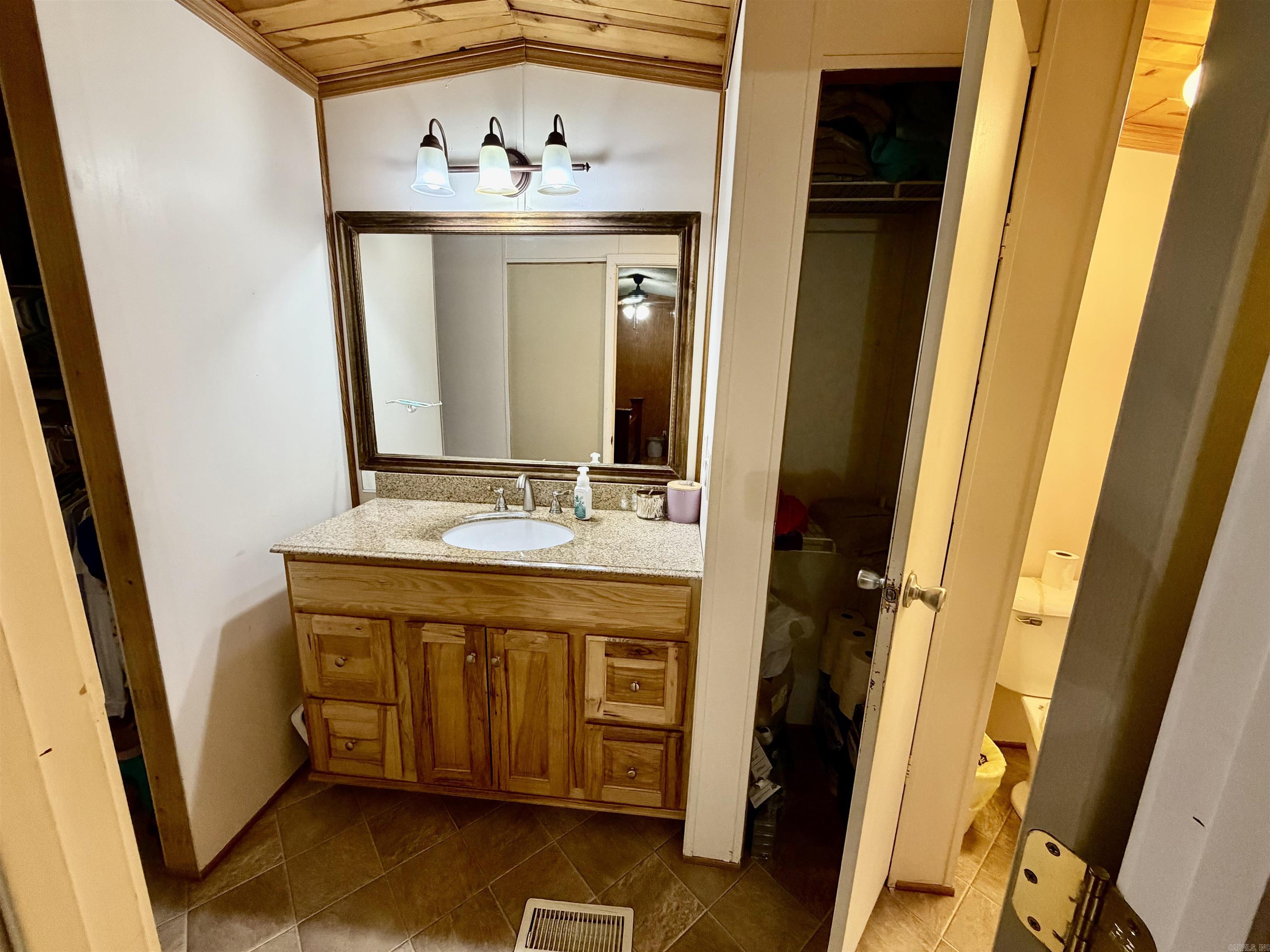 115 Delena Circle Property Photo 17