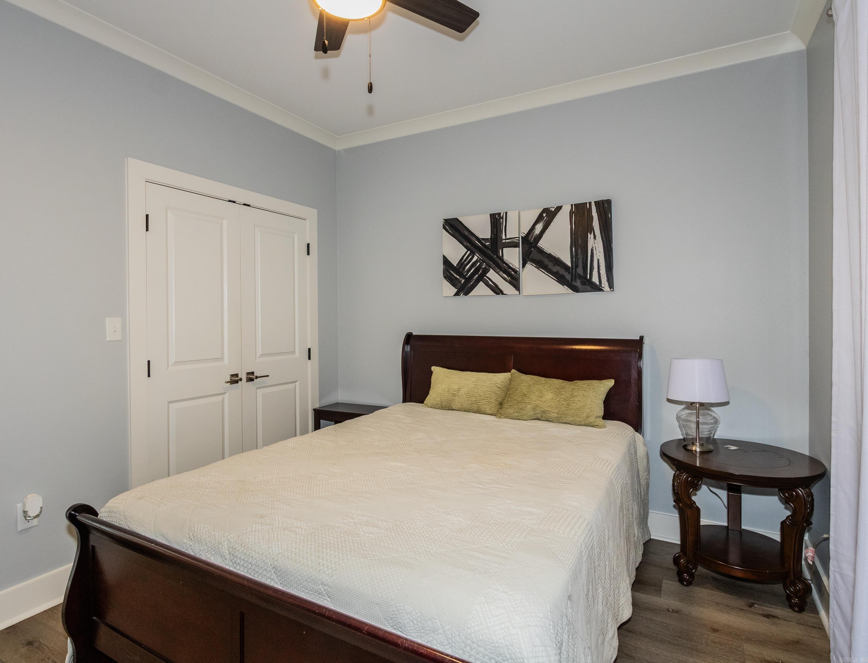 4 Pasley Park Property Photo 23