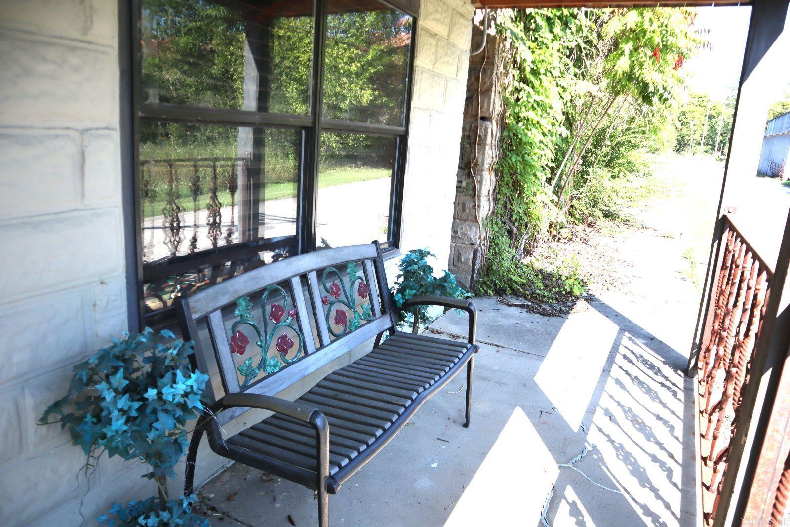 131 Walnut Street Property Photo 4