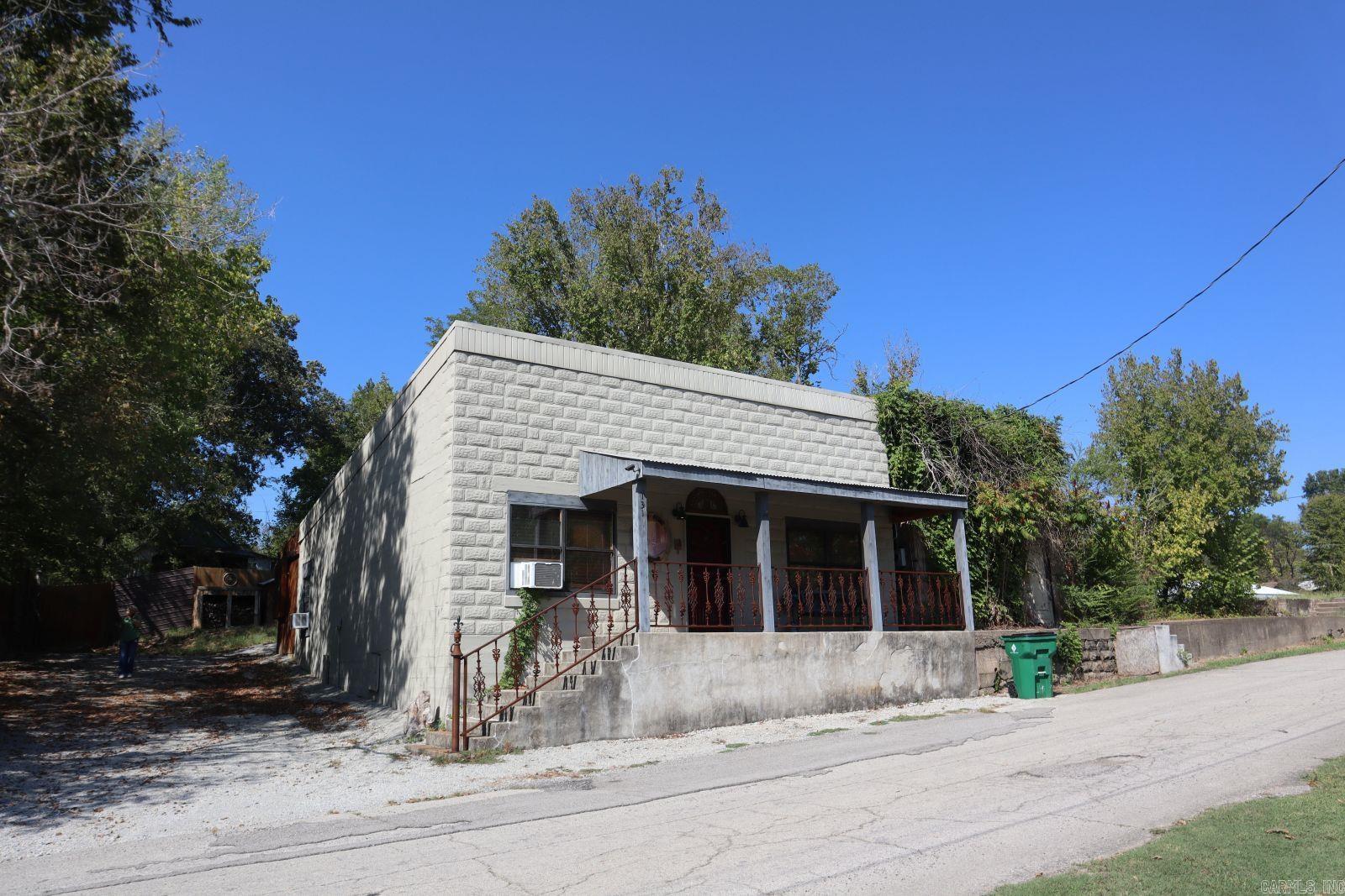 131 Walnut Street Property Photo 24